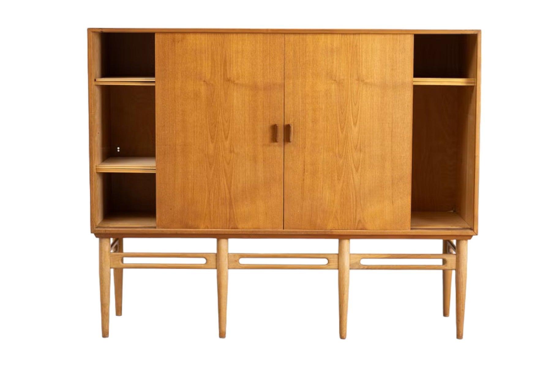 Danese Credenza alta Illum Wikkelsø in Teak + Oak in vendita