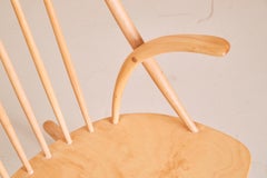 Sedia a dondolo Illum Wikkelsø IW3 per Niels Eilersen