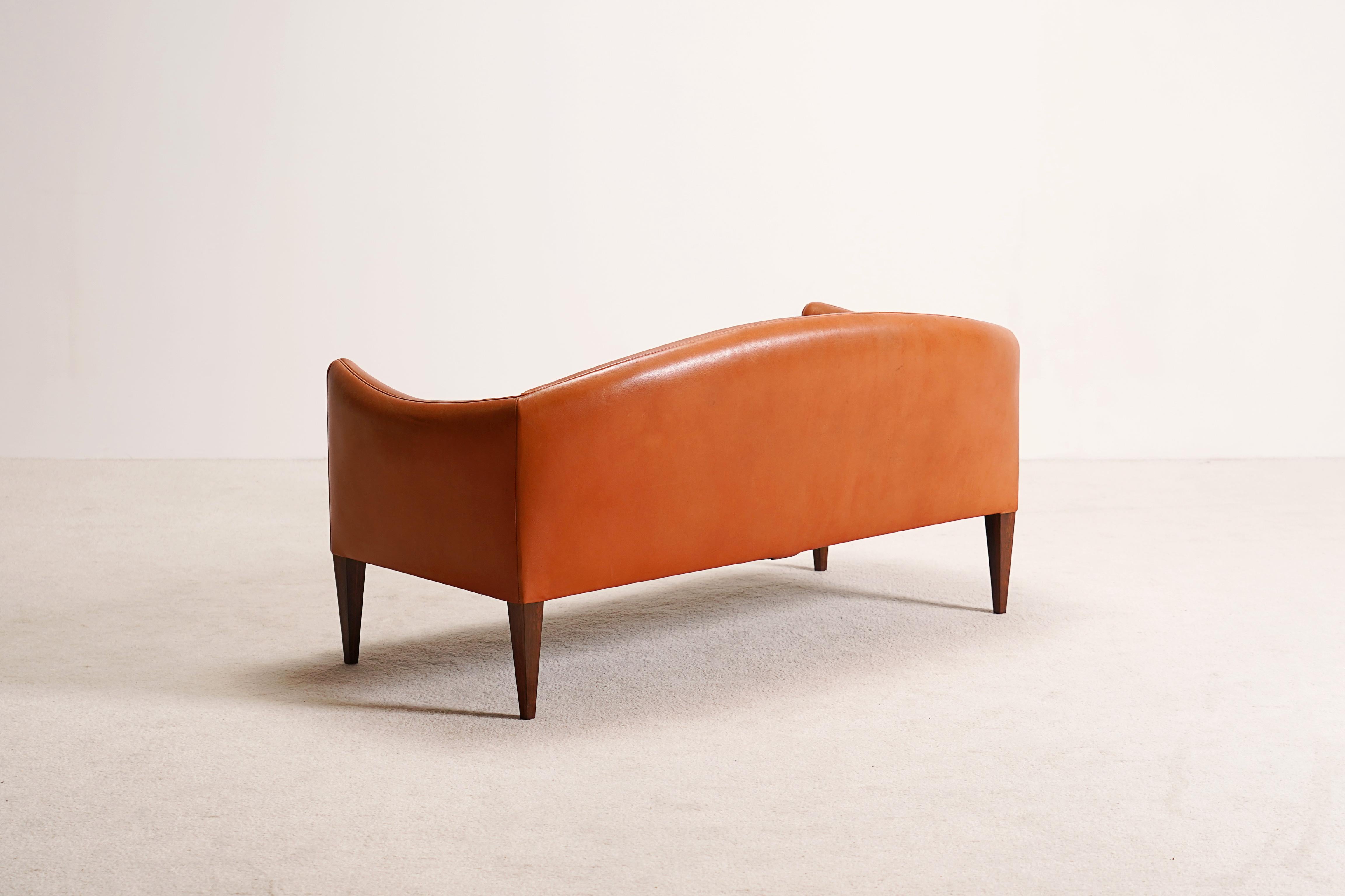 Illum Wikkelsø, Ledersofa für Holger Christiansen, Dänemark, 1960 im Angebot 3