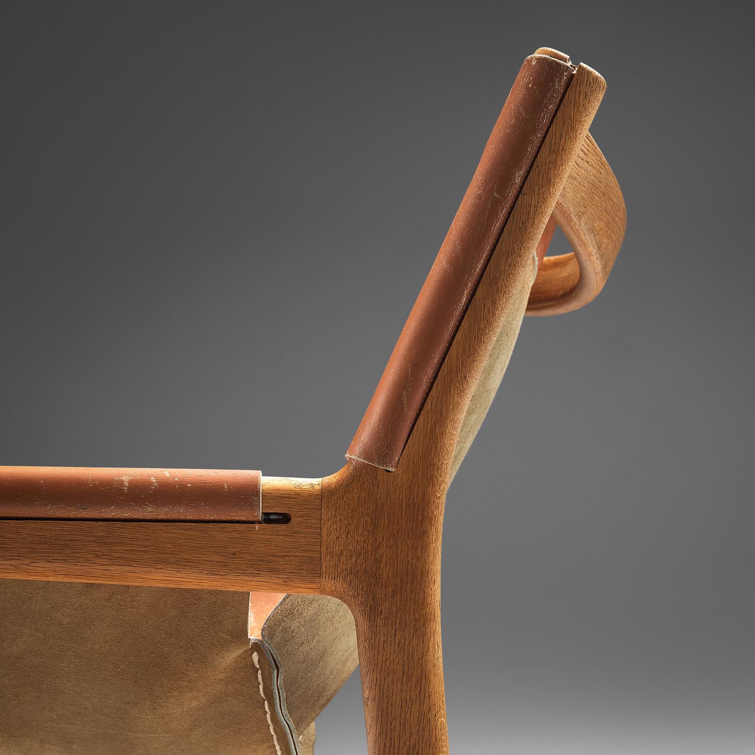 Illum Wikkelsø Lounge Chair in Cognac Leather and Oak In Good Condition In Waalwijk, NL