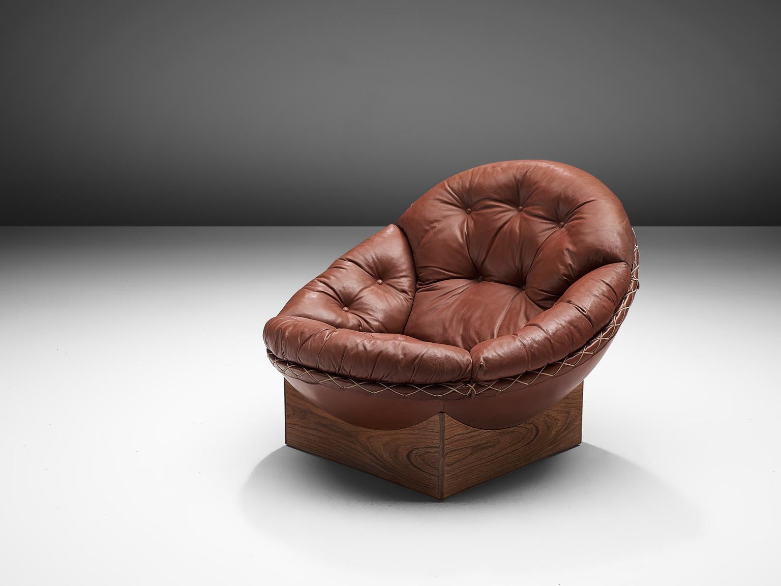 Scandinavian Modern Illum Wikkelsø Lounge Chair in Original Leather and Rosewood