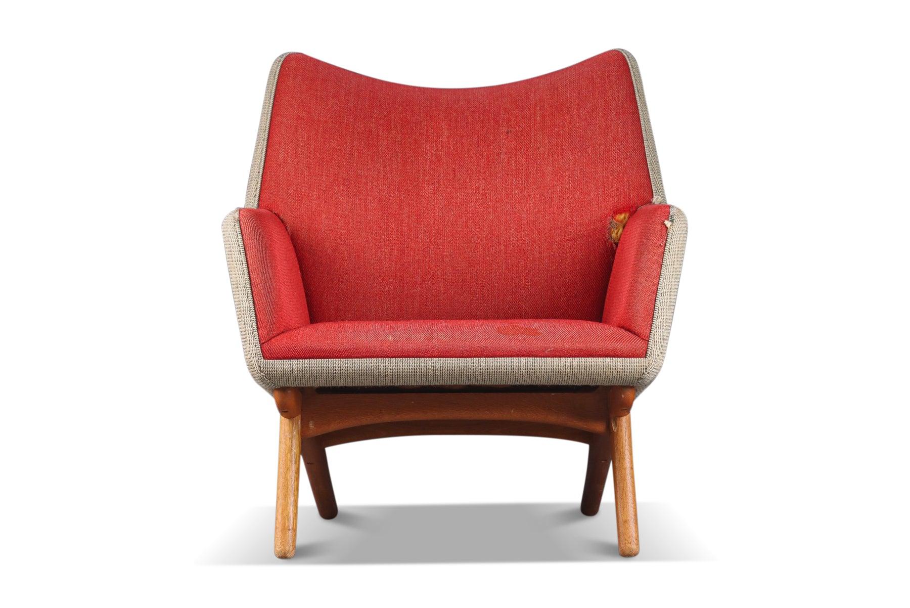 Illum Wikkelsø Lounge Chair in Red + Cream Wool In Excellent Condition In Berkeley, CA