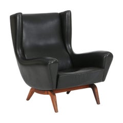 Illum Wikkelsø, Lounge Chair, Model 110, Original Black Leather and Rosewood