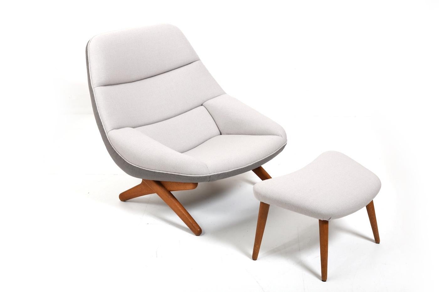 Scandinave moderne Illum Wikkelsø Lounge Chair Model 'ML91' 1950s / New Upholstered ! en vente