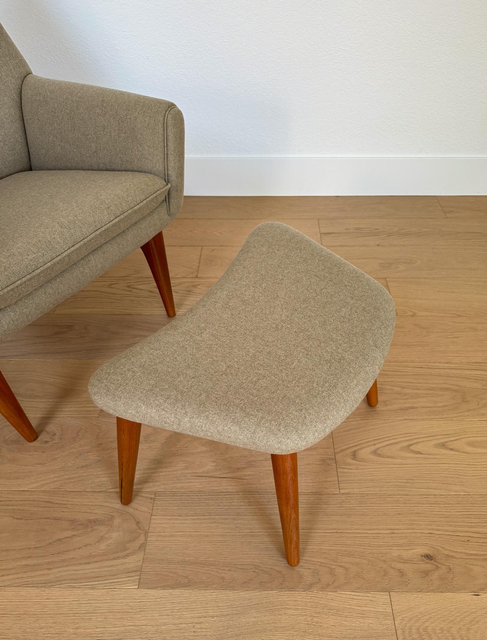 Illum Wikkelsø Lounge Chair & Ottoman for A. Mikael Laursen & Søn, Denmark, 60's 1