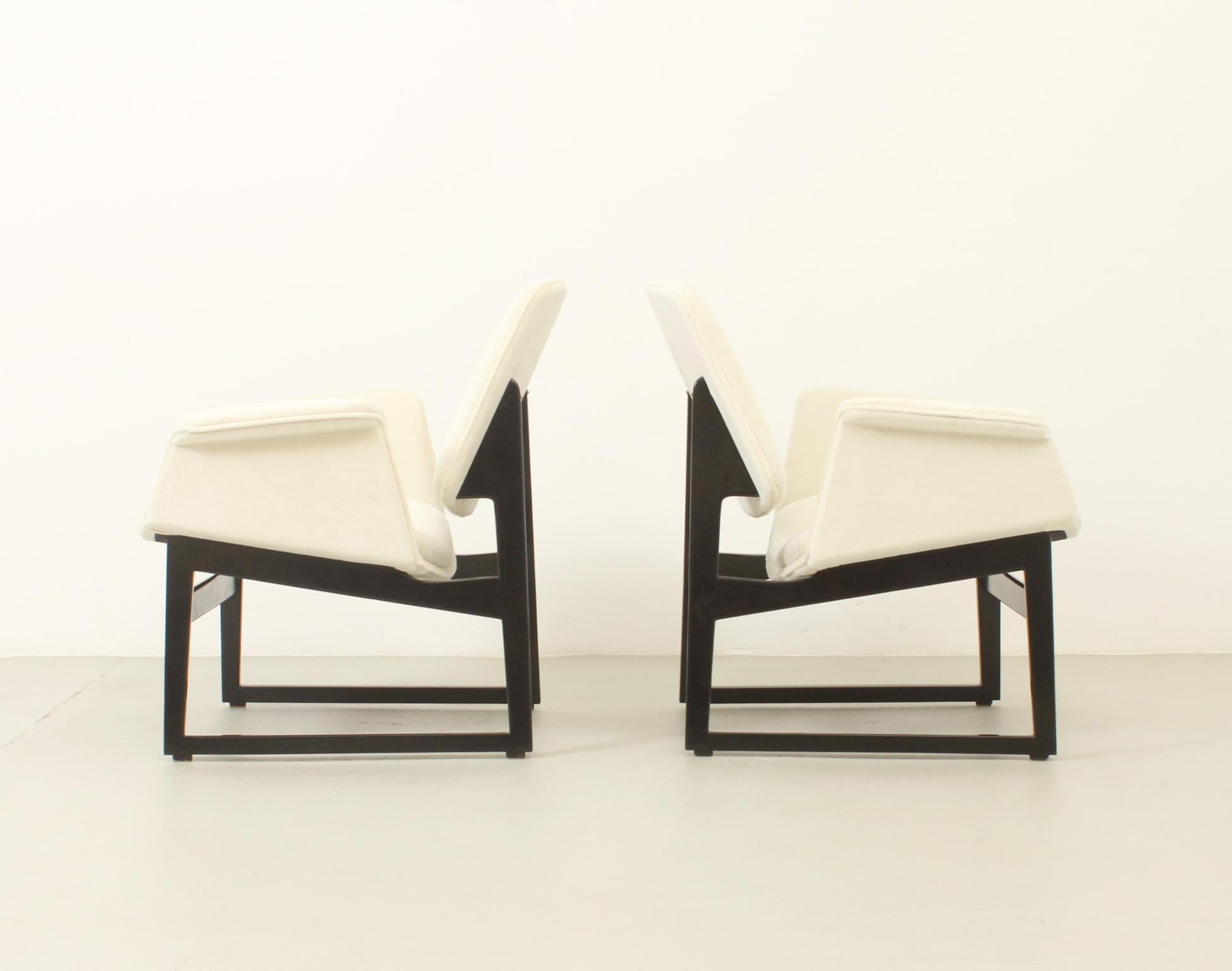Illum Wikkelsø Lounge Chairs for Arflex, Italy, 1960 For Sale 2