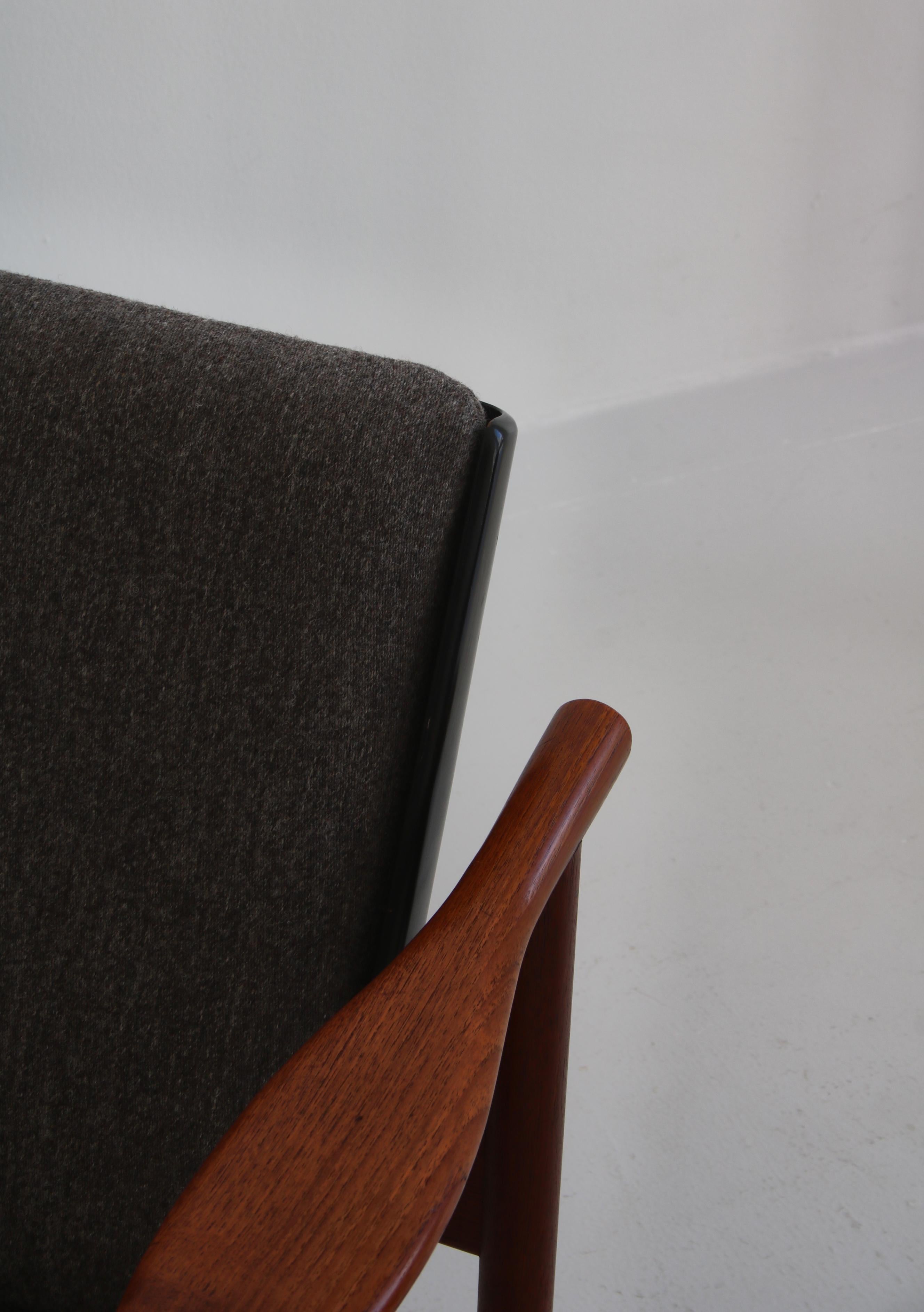 Illum Wikkelsø Lounge Chairs in Teak & Wool Cushions Model 