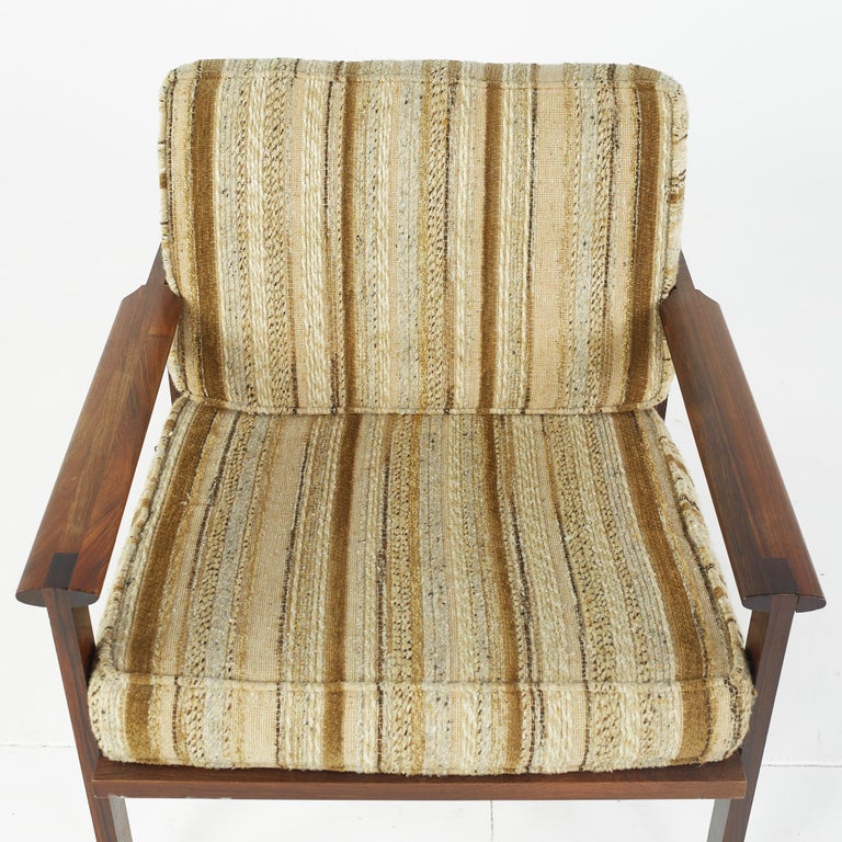 Illum Wikkelsø Mid Century Rosewood Lounge Chair For Sale 2