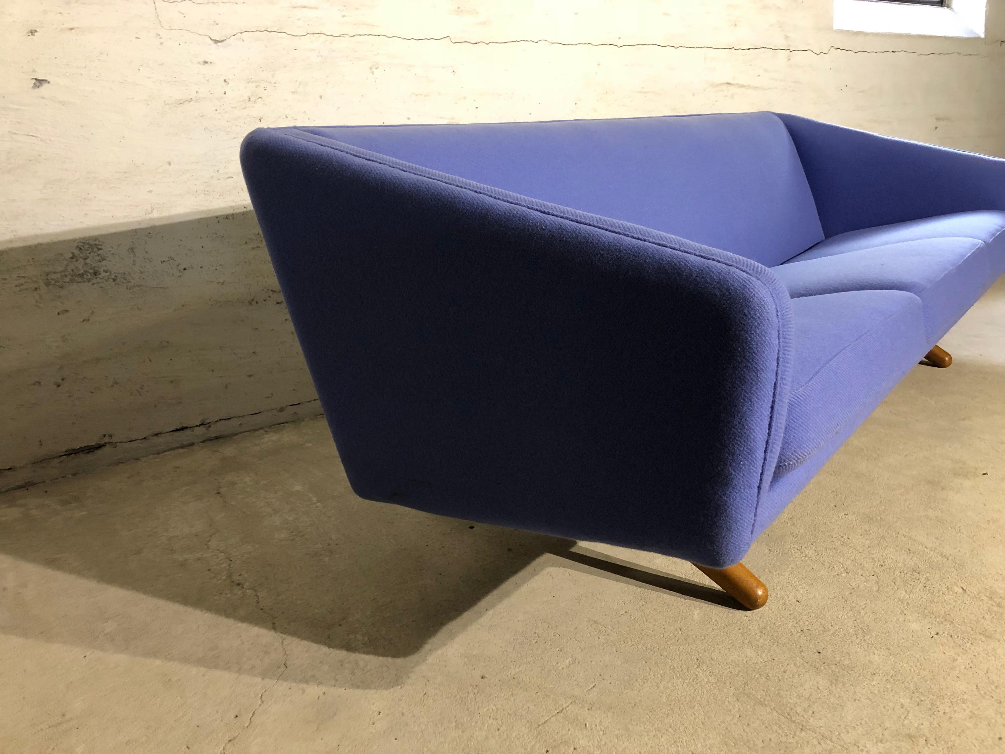 Illum Wikkelsø ML-90 Blue Sofa, by A. Mikael Laursen Danish Mid-Century Modern For Sale 3