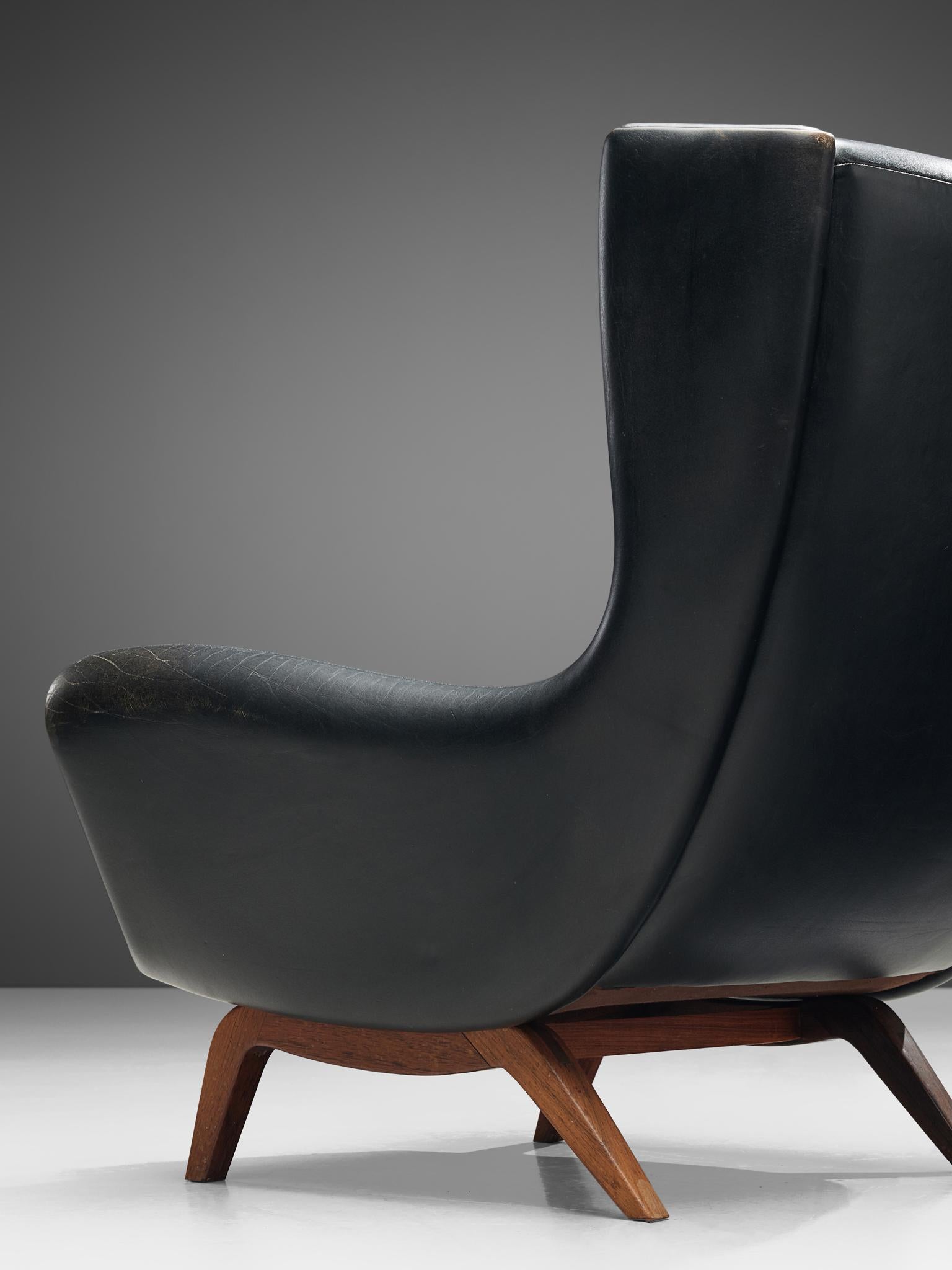 Mid-20th Century Illum Wikkelsø Original Leather Lounge Chair