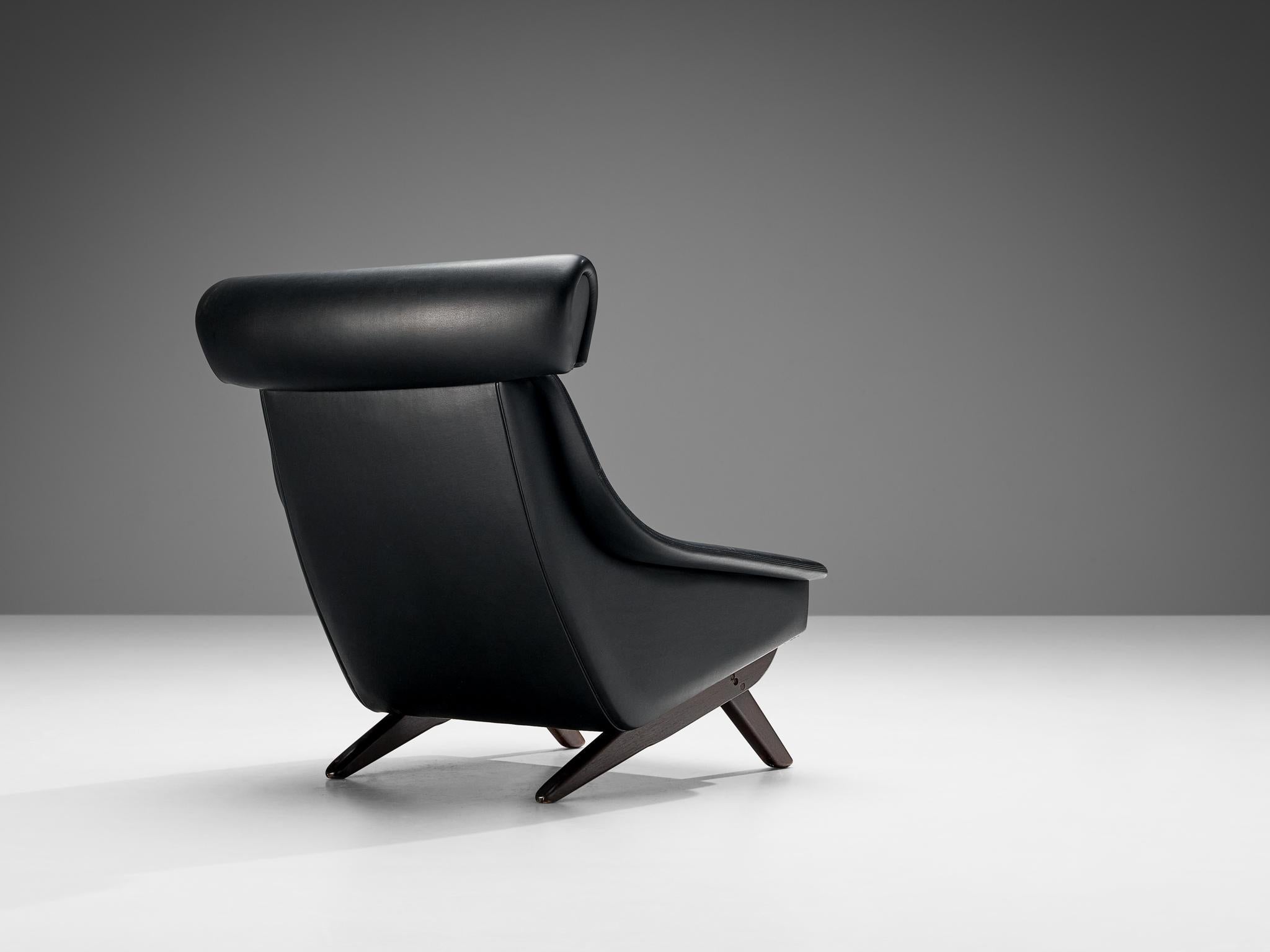 Scandinavian Modern Illum Wikkelsø 'Ox' Lounge Chair in Black Leatherette  For Sale