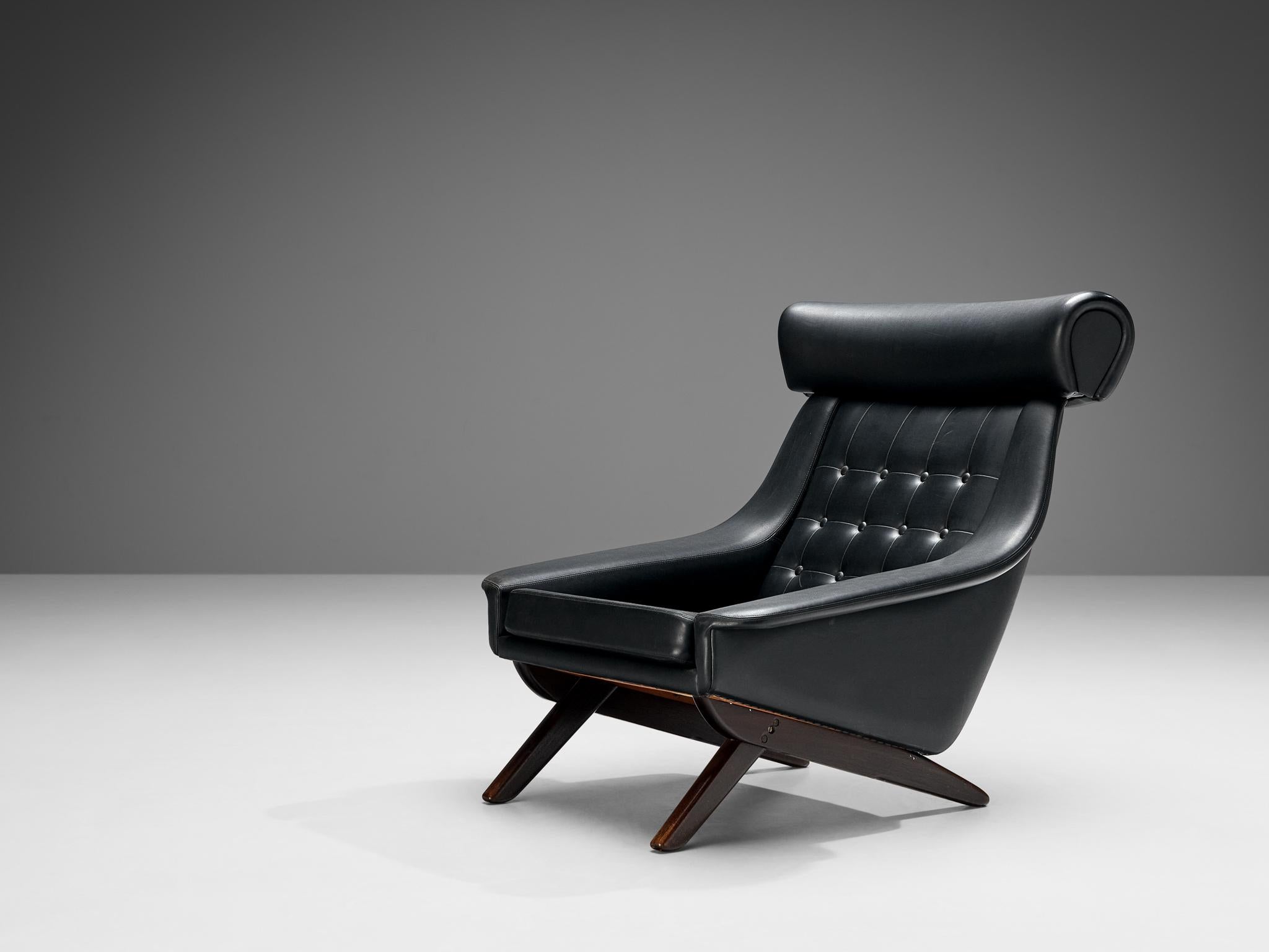 Mid-20th Century Illum Wikkelsø 'Ox' Lounge Chair in Black Leatherette  For Sale