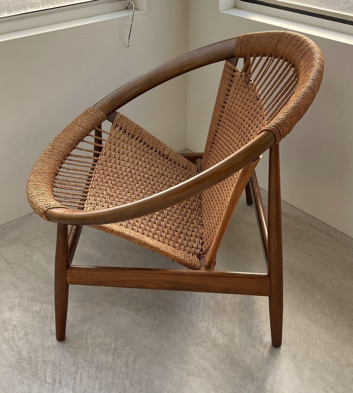 Danish Illum Wikkelsø Ringstol Lounge Chair Mid-Century Modern For Sale
