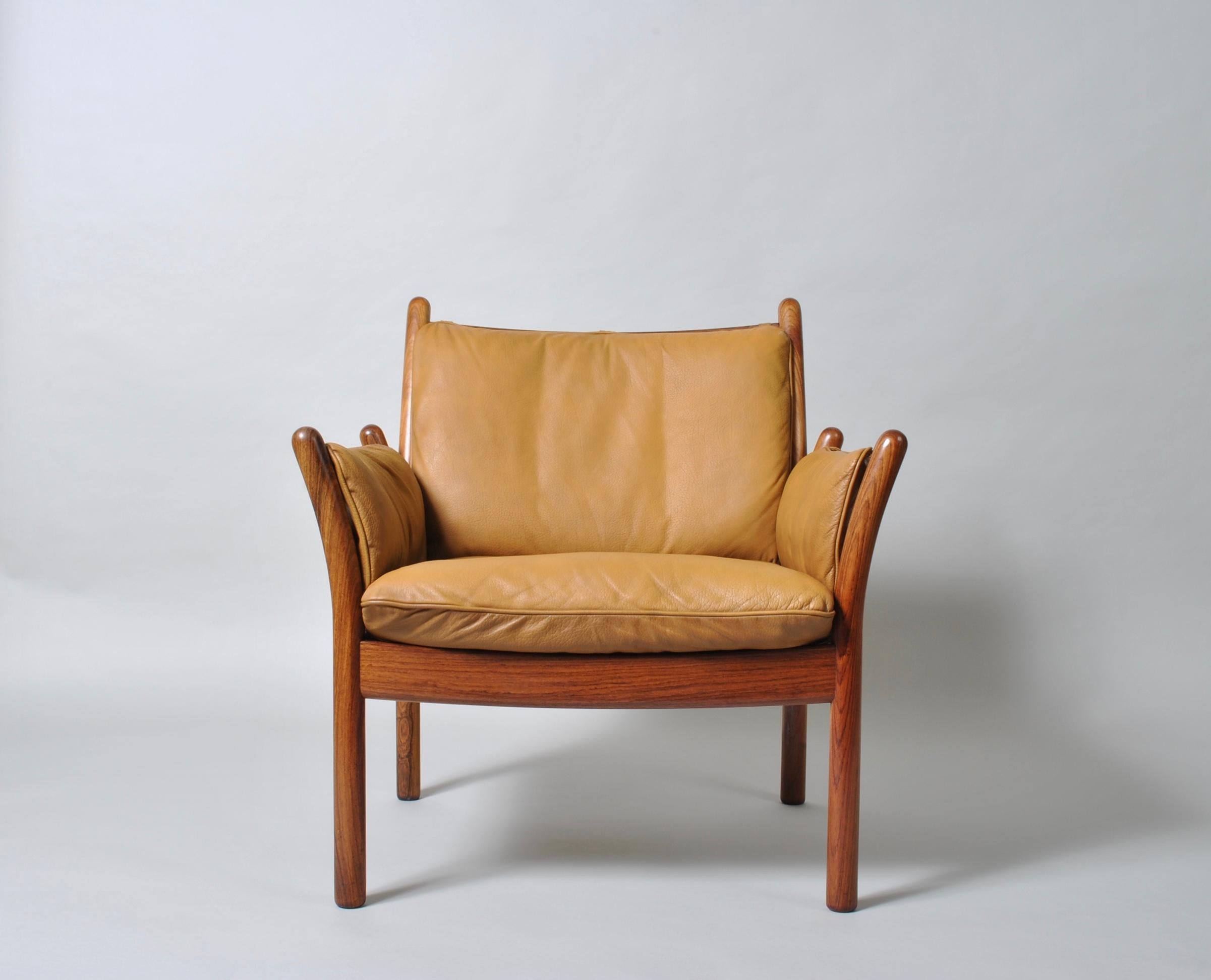 Mid-Century Modern Illum Wikkelsø Rosewood and Leather ‘Genius’ Chair