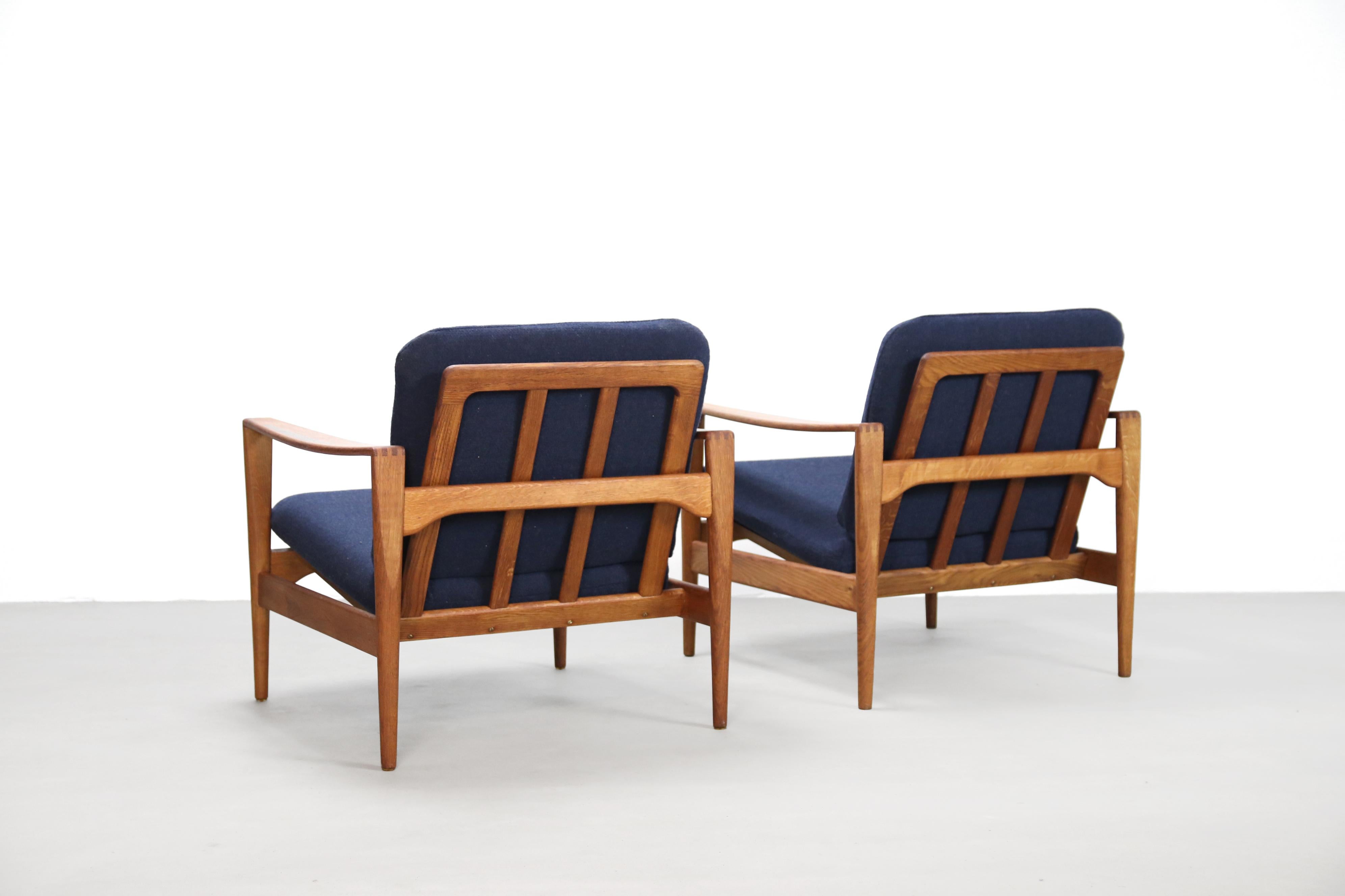 Danish Illum Wikkelsø Set of Two Oak Easy Chairs Model EK by Niels Eilersen in Denmark