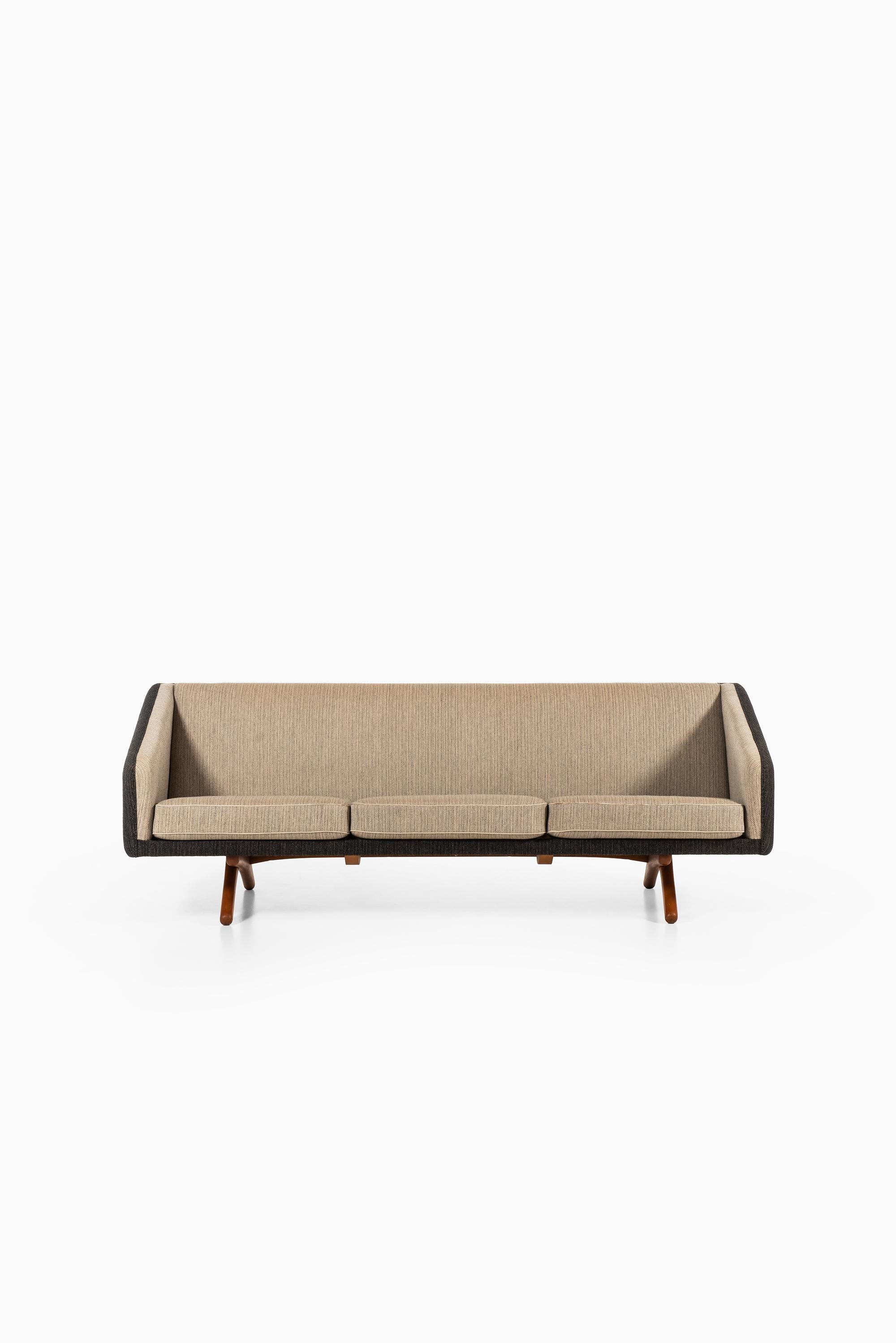 Rare sofa designed by Illum Wikkelsø. Produced by Michael Laursen in Denmark.