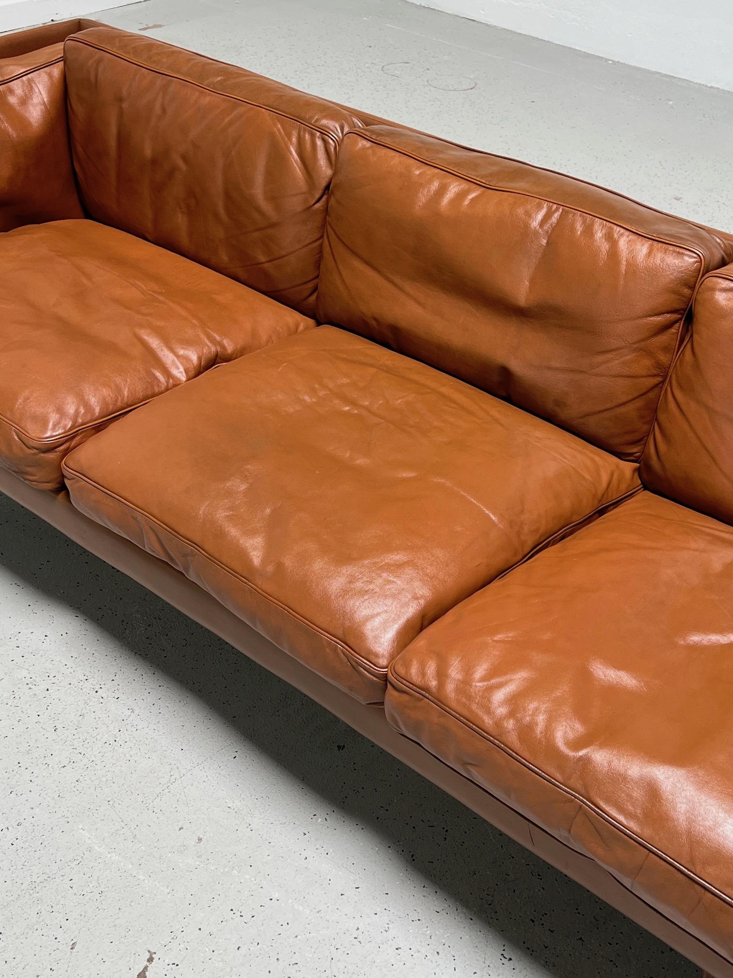 Illum Wikkelsø Sofa V11 by Holger Christiansen 3