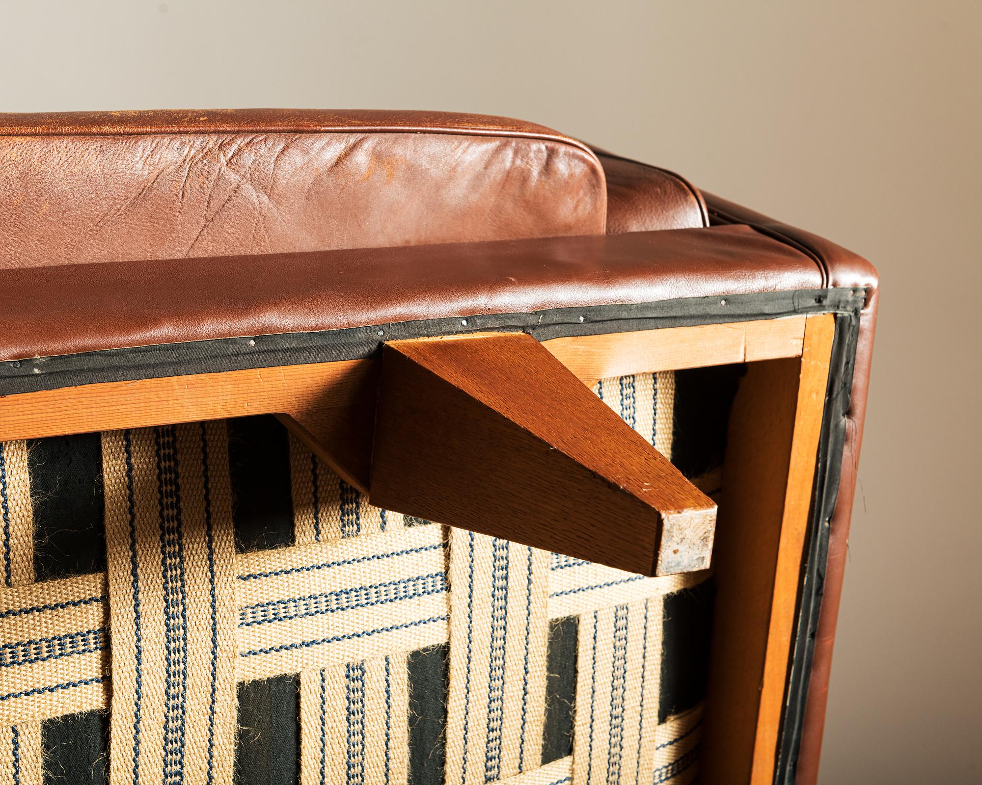 Illum Wikkelsø Sofa V11 in Brown Leather for Holger Christiansen, Denmark, 1960s 11