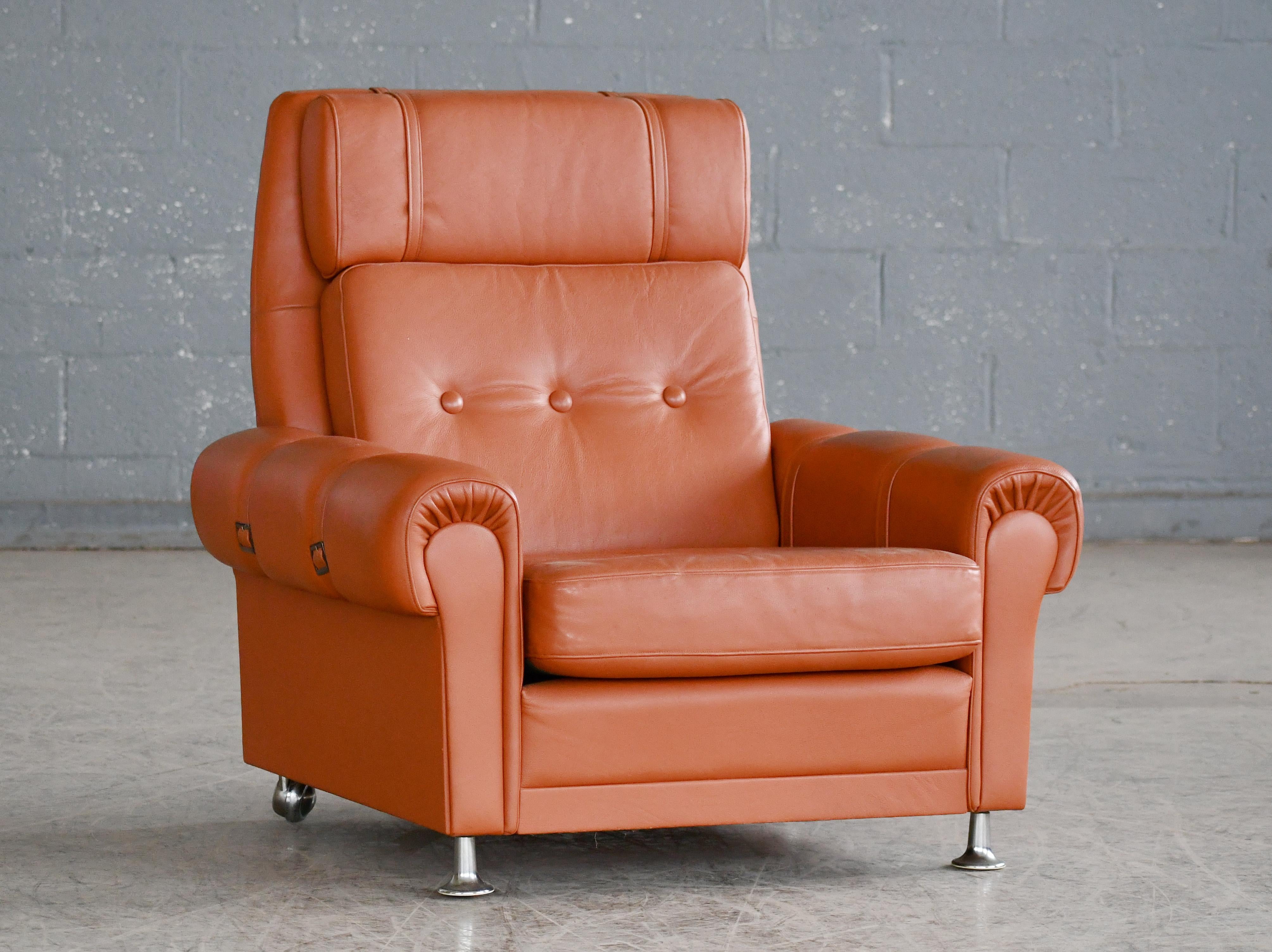 Mid-Century Modern Illum Wikkelsø Style Leather Lounge Chair with Ottoman Cognac Colored Leather  For Sale