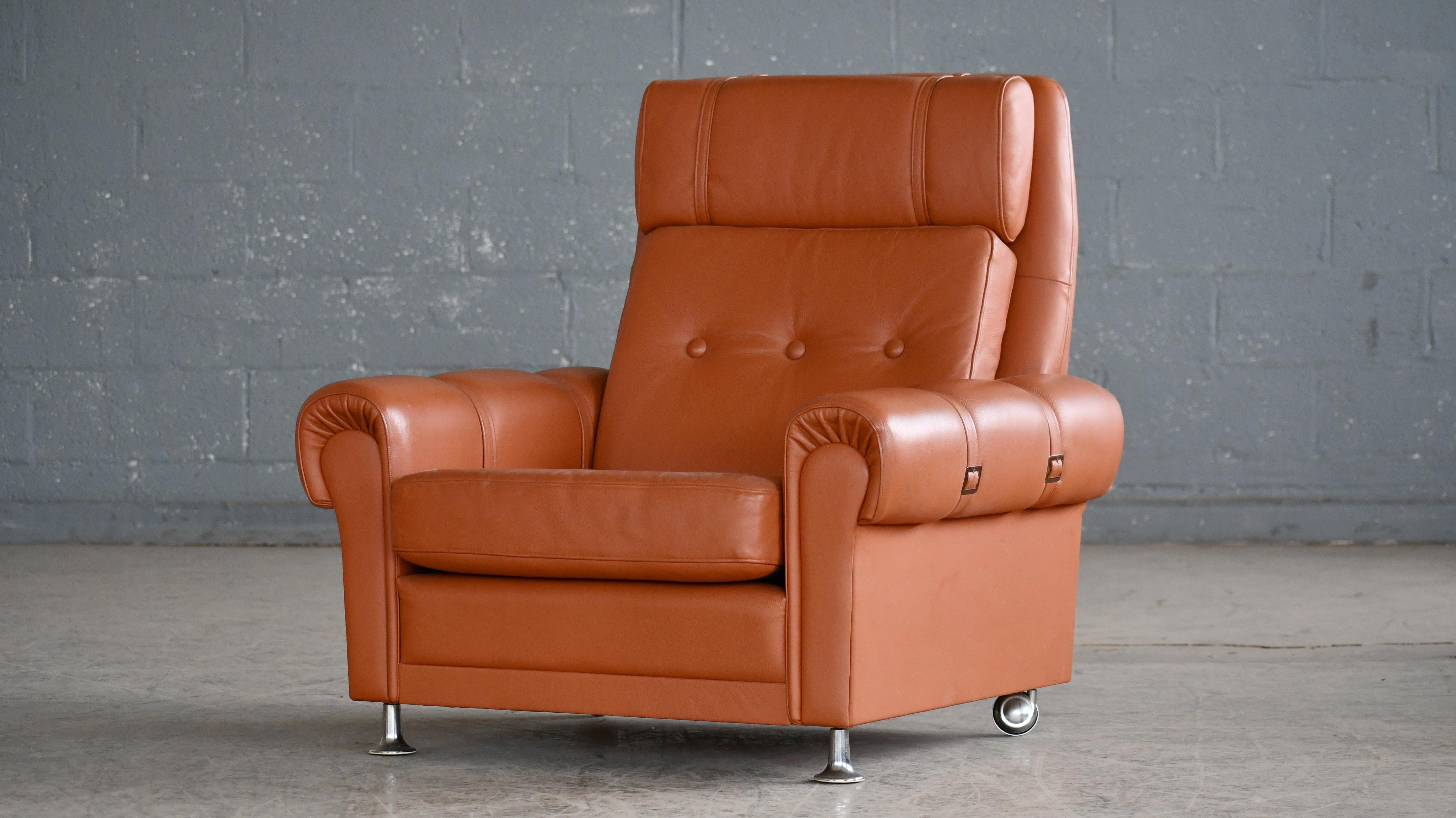 Illum Wikkelsø Style Leather Lounge Chair with Ottoman Cognac Colored Leather  In Good Condition For Sale In Bridgeport, CT