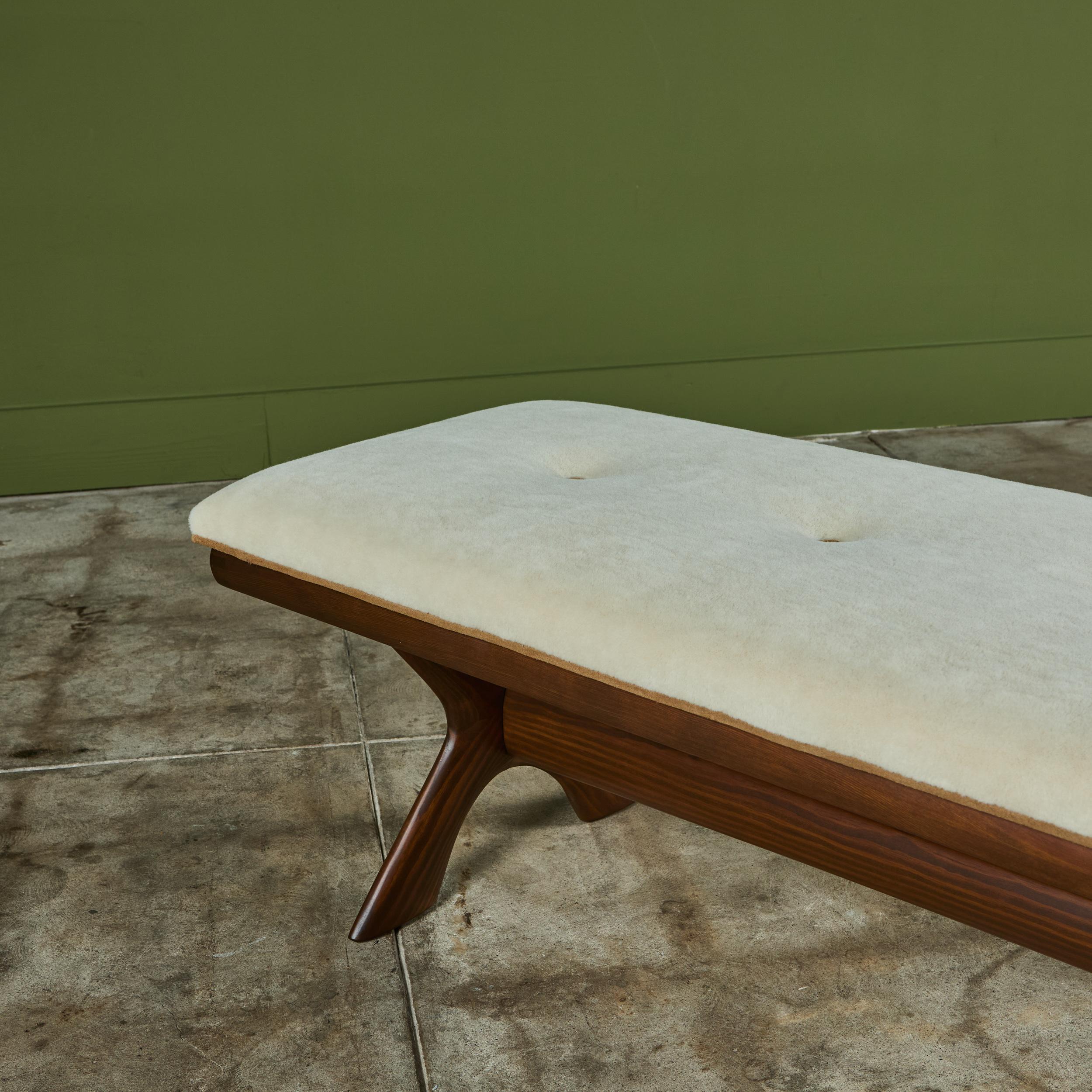 Illum Style Wikkelsø Bench Upholstering en vente 10