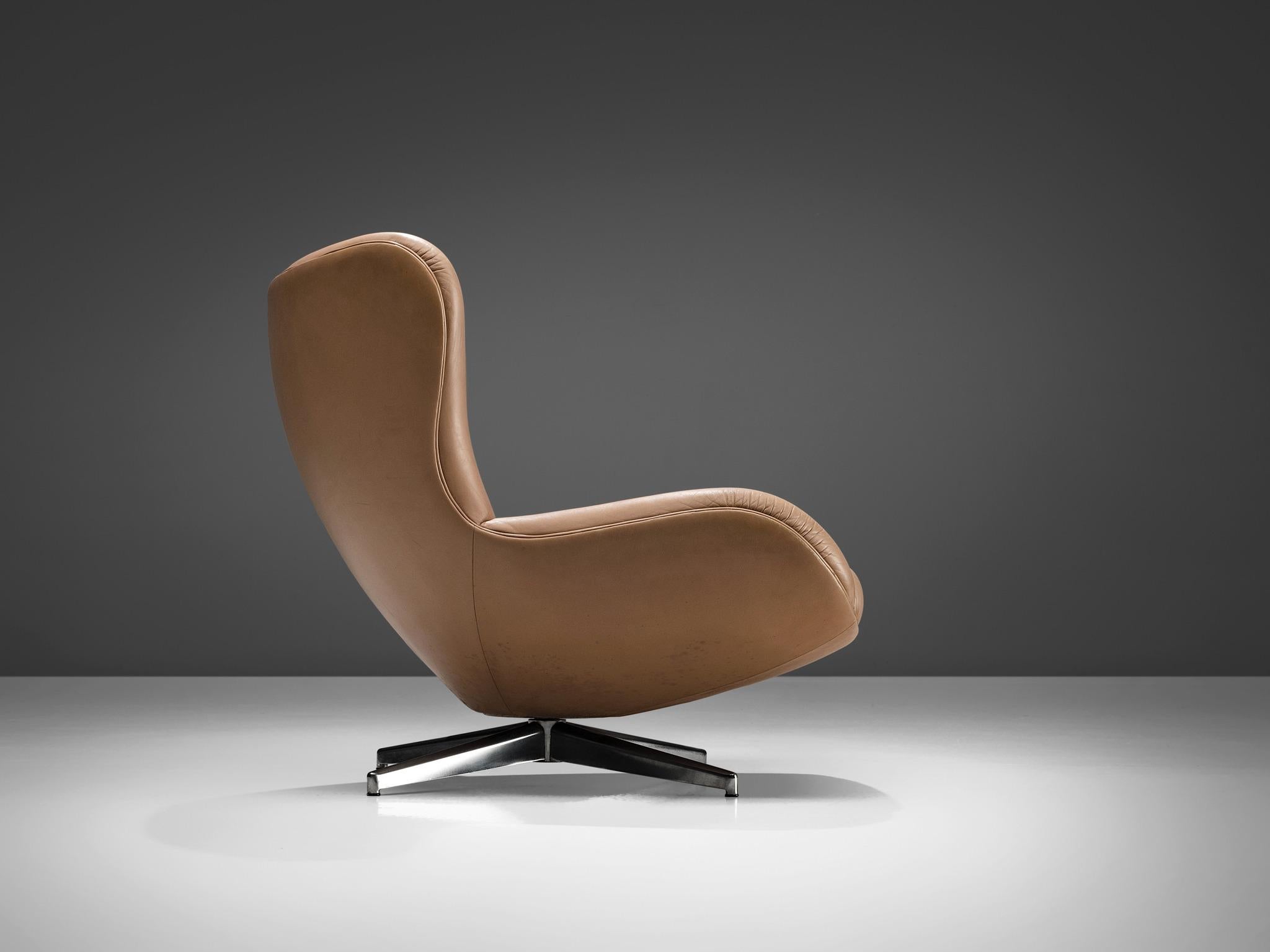 Danish Illum Wikkelsø Swivel Leather Lounge Chair, 1960s
