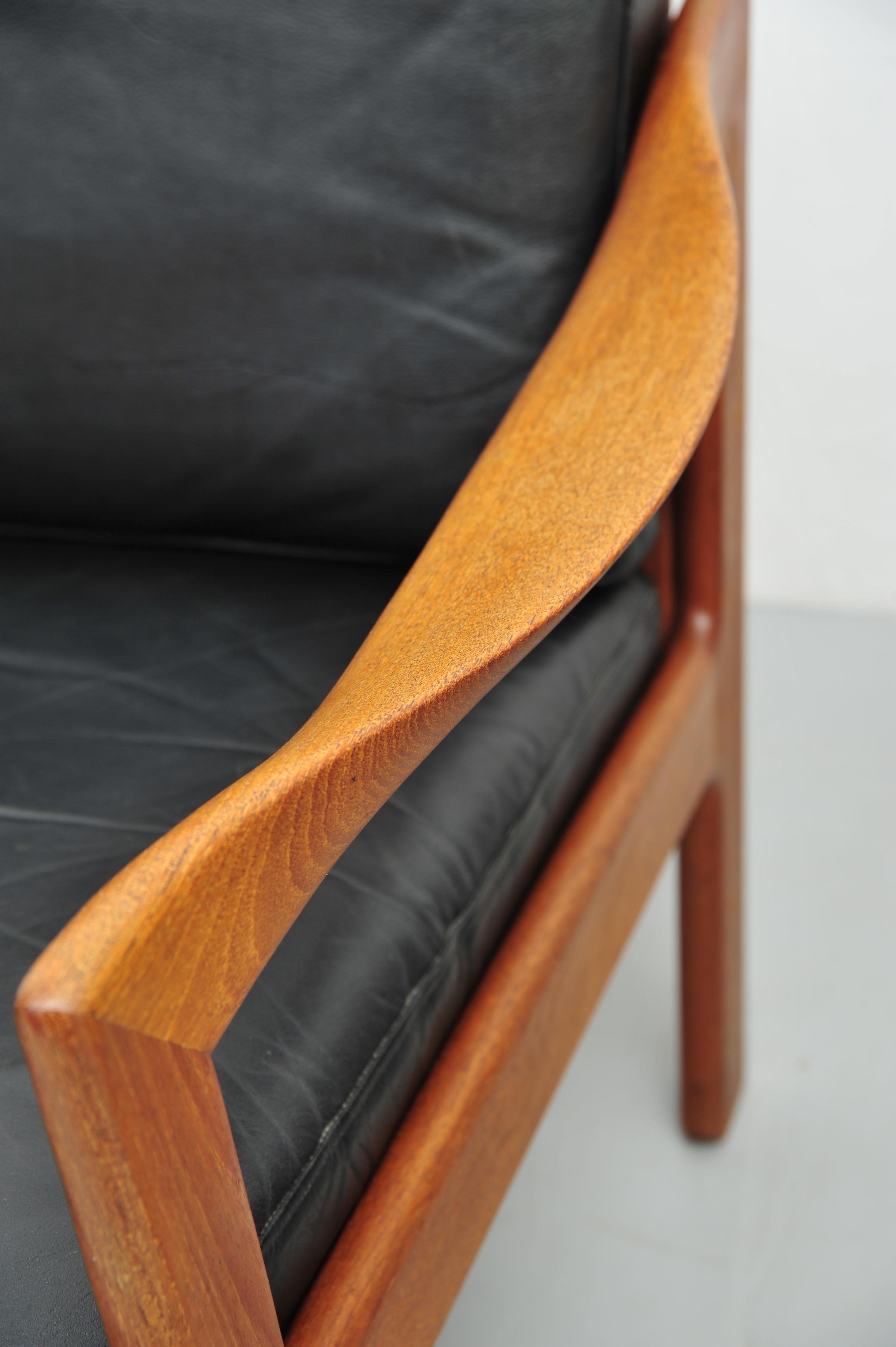 Illum Wikkelsø Teca Sessel Set Leder Niels Eilersen 1950 siglo XX en venta