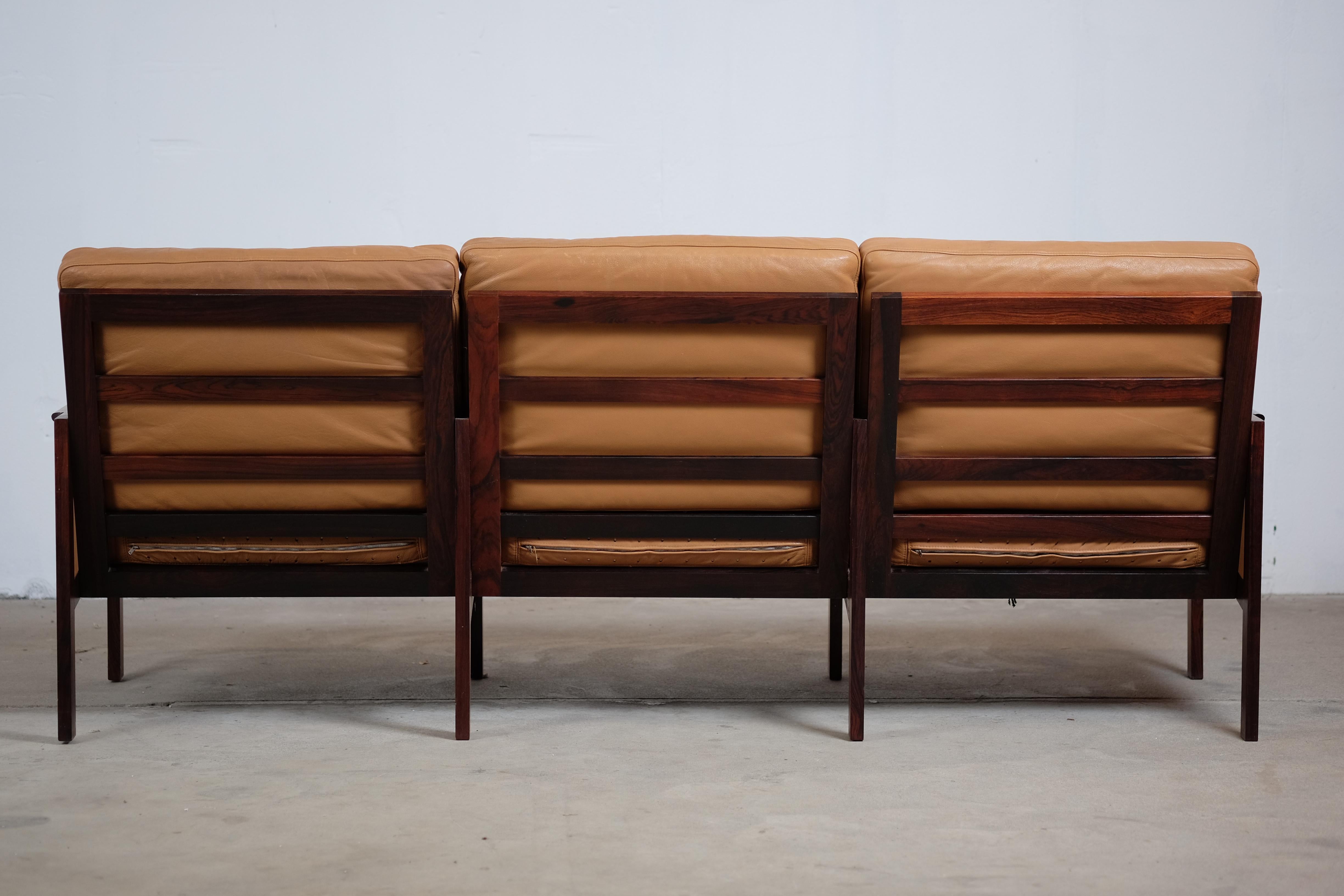 Illum Wikkelsø Three-Seat Sofa in Rosewood, Danish Design, 1960s 1