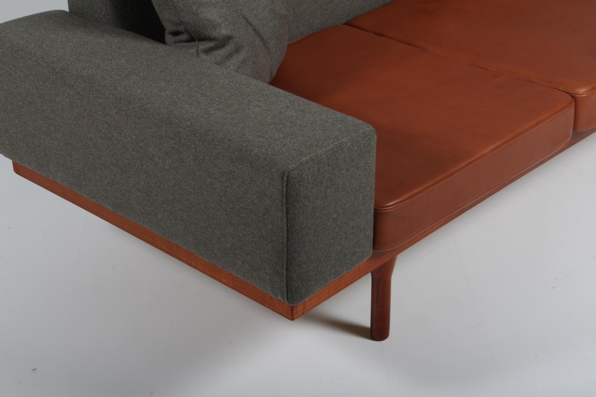 Illum Wikkelsø Three-Seat Sofa Model Australia In Excellent Condition In Esbjerg, DK