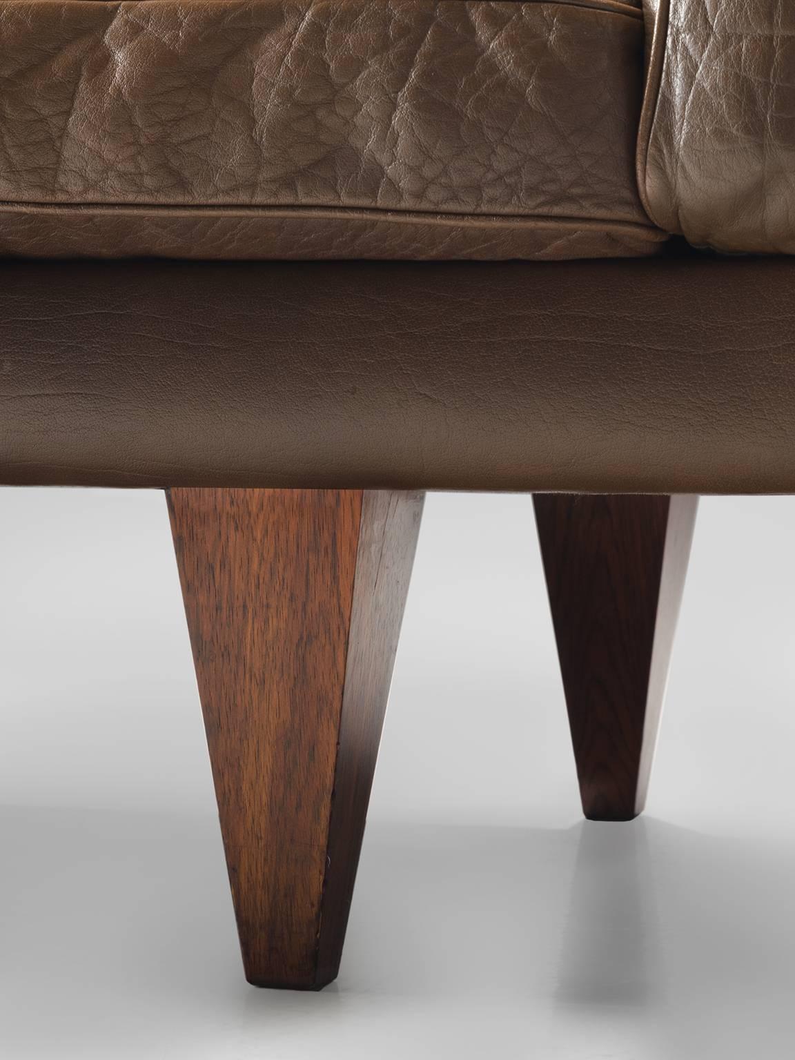Illum Wikkelsø Three-Seat Sofa 'V11' in Light Brown Leather 2