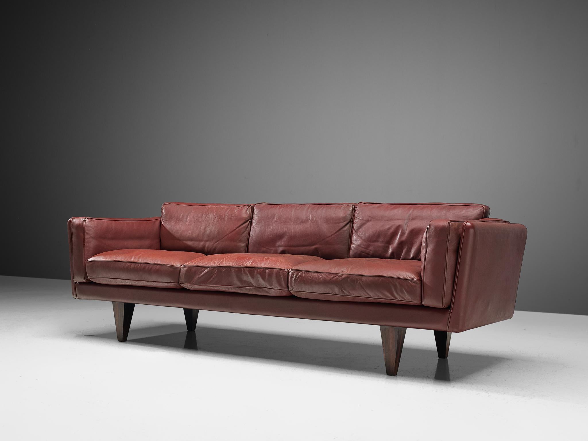 Illum Wikkelsø Three-Seat Sofa in Burgundy Leather Fully Restored 4
