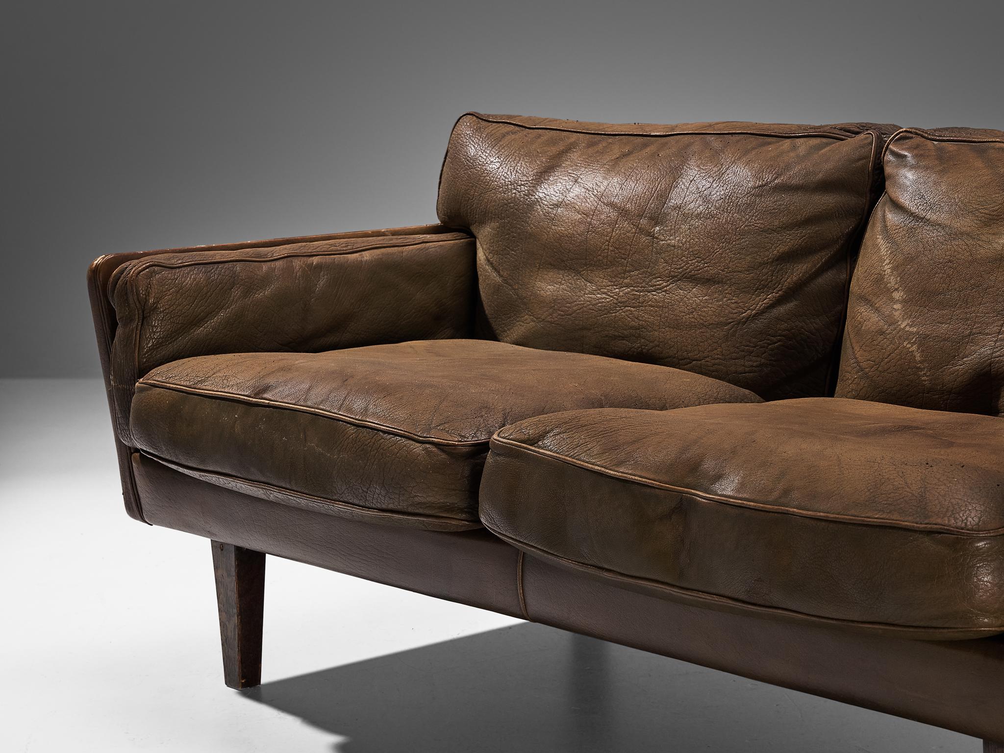 Mid-20th Century Illum Wikkelsø Two-Seat Sofa in Brown Leather  For Sale