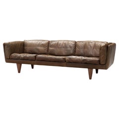 Illum Wikkelsø "V11" Brown Leather Sofa for Holger Christiansen, Denmark 1960s