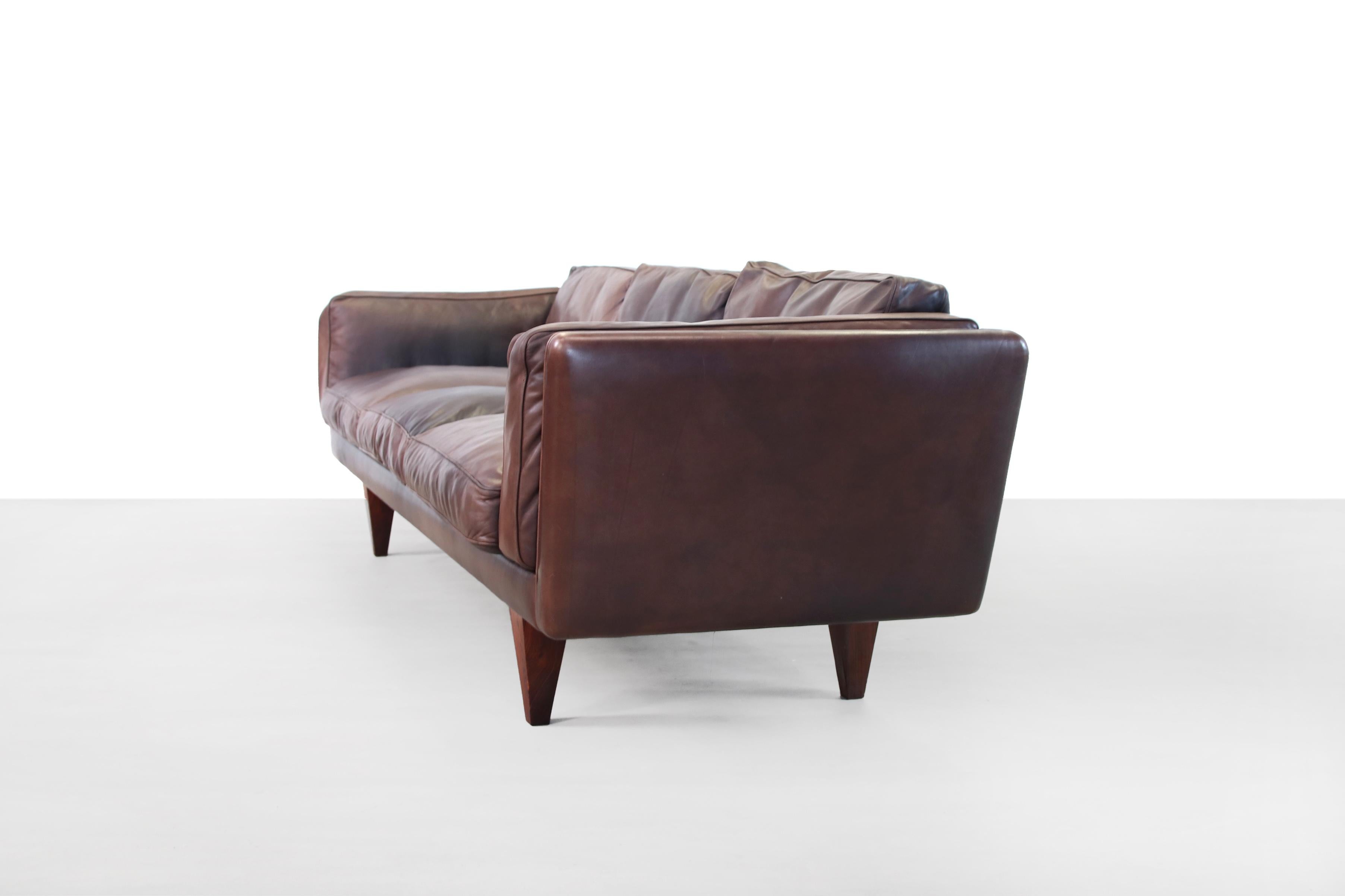 Mid-Century Modern Illum Wikkelsø V11 Brown Leather Three-seat Sofa for Holger Christiansen, 1960s
