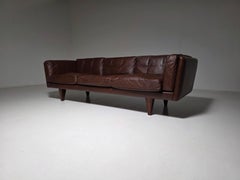 Illum Wikkelsø V11 Sofa in Original Leather and Rosewood legs, Denmark, 1960s