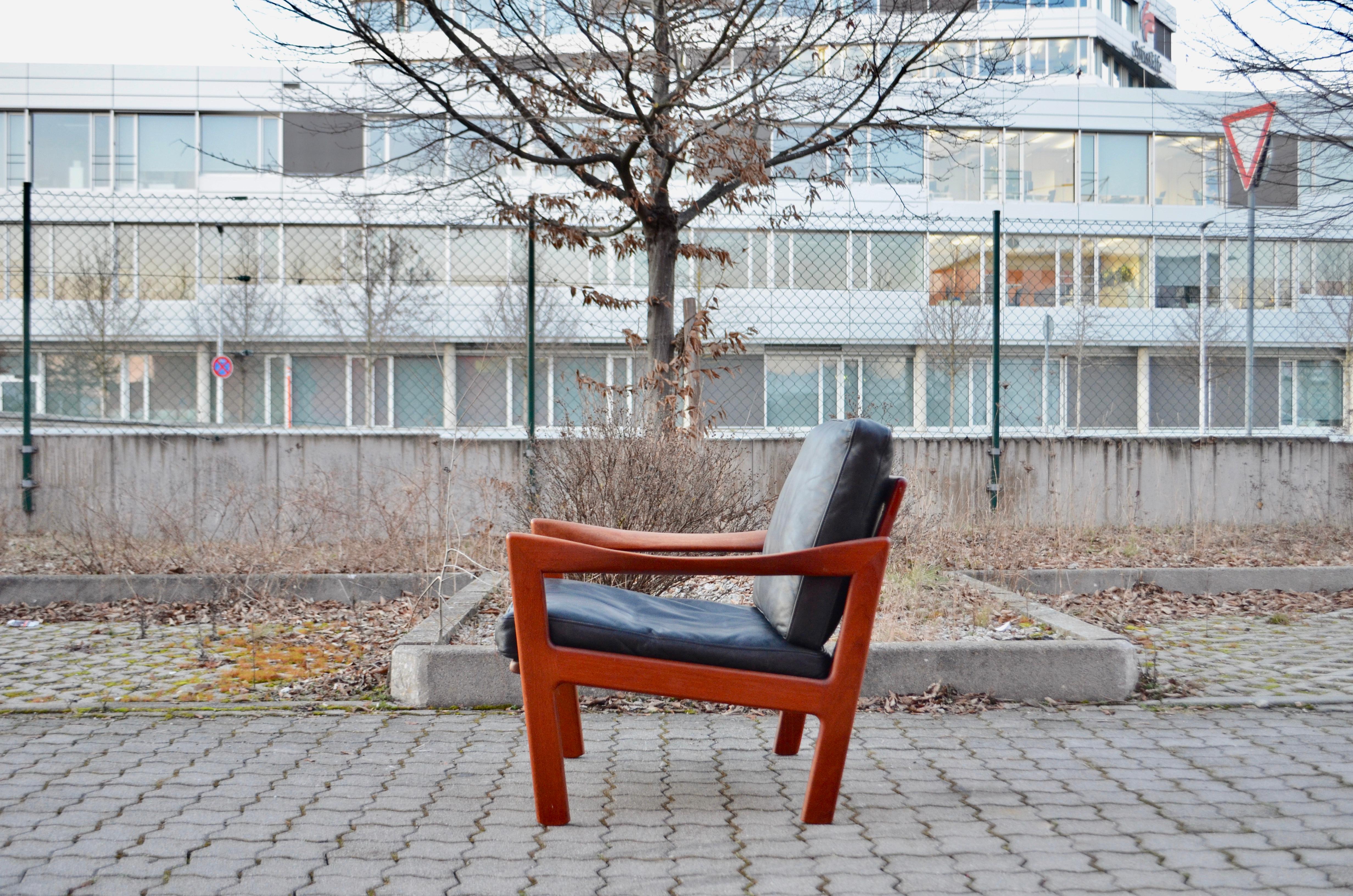 Fauteuil en cuir noir Illum Wikkels Wikkelsoe de Niels Eilersen, lot de 2 Bon état à Munich, Bavaria