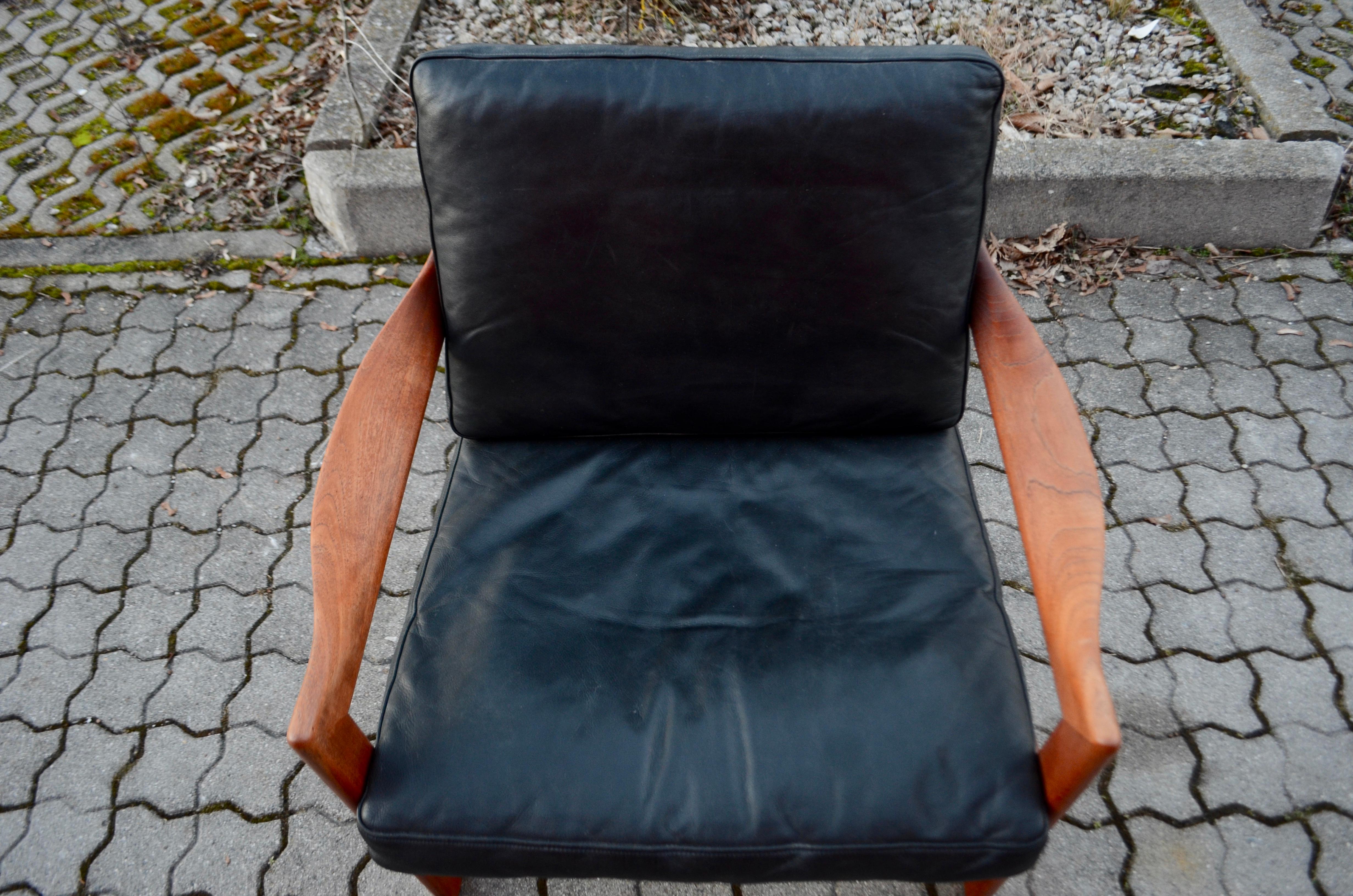 Illum Wikkelsø Wikkelsoe Leather Armchair Chair black Niels Eilersen Set of 2 2