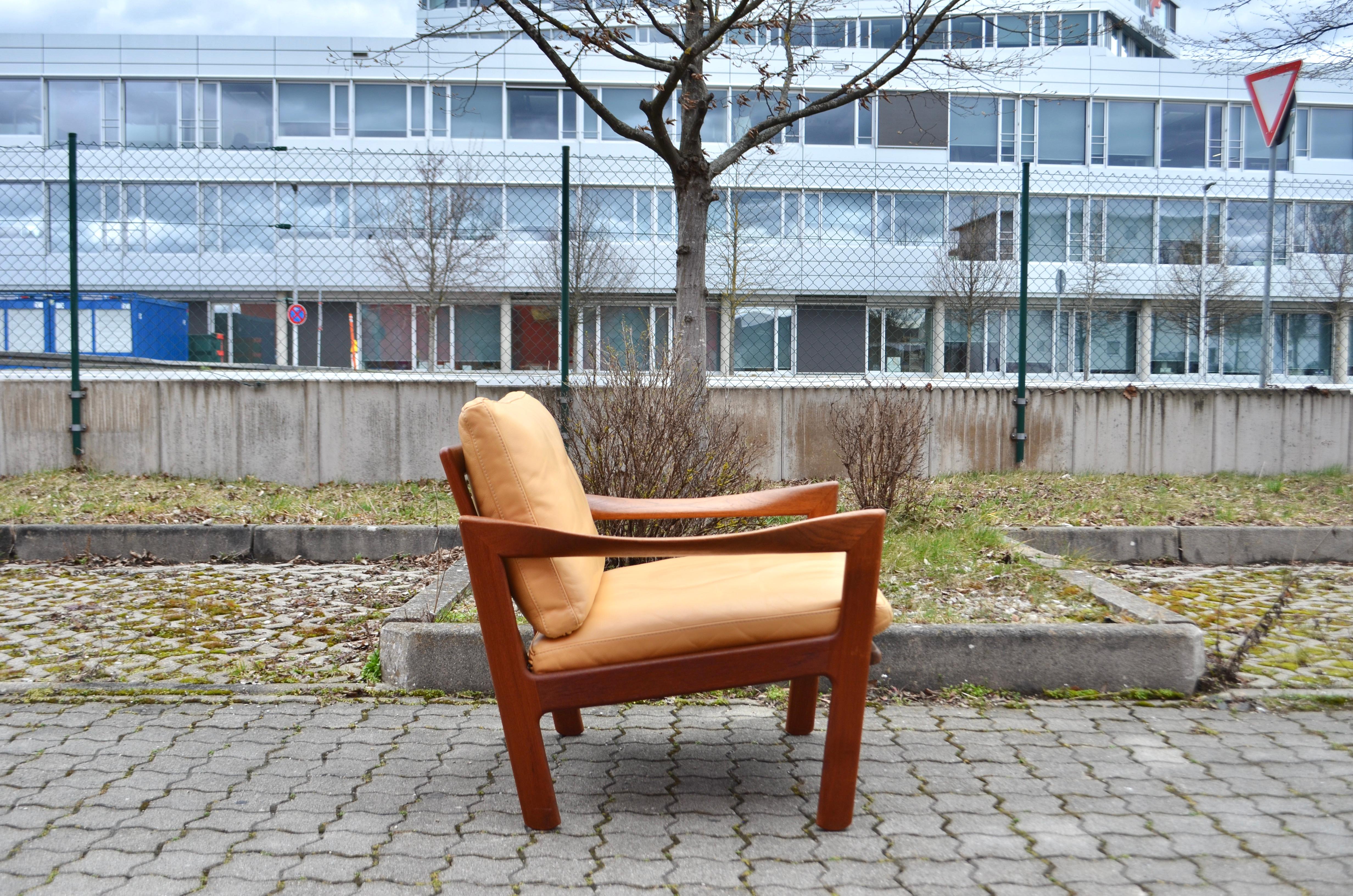 Illum Wikkelsø Wikkelsoe Leather Teak Armchair Chair Ocher Niels Eilersen  For Sale 5