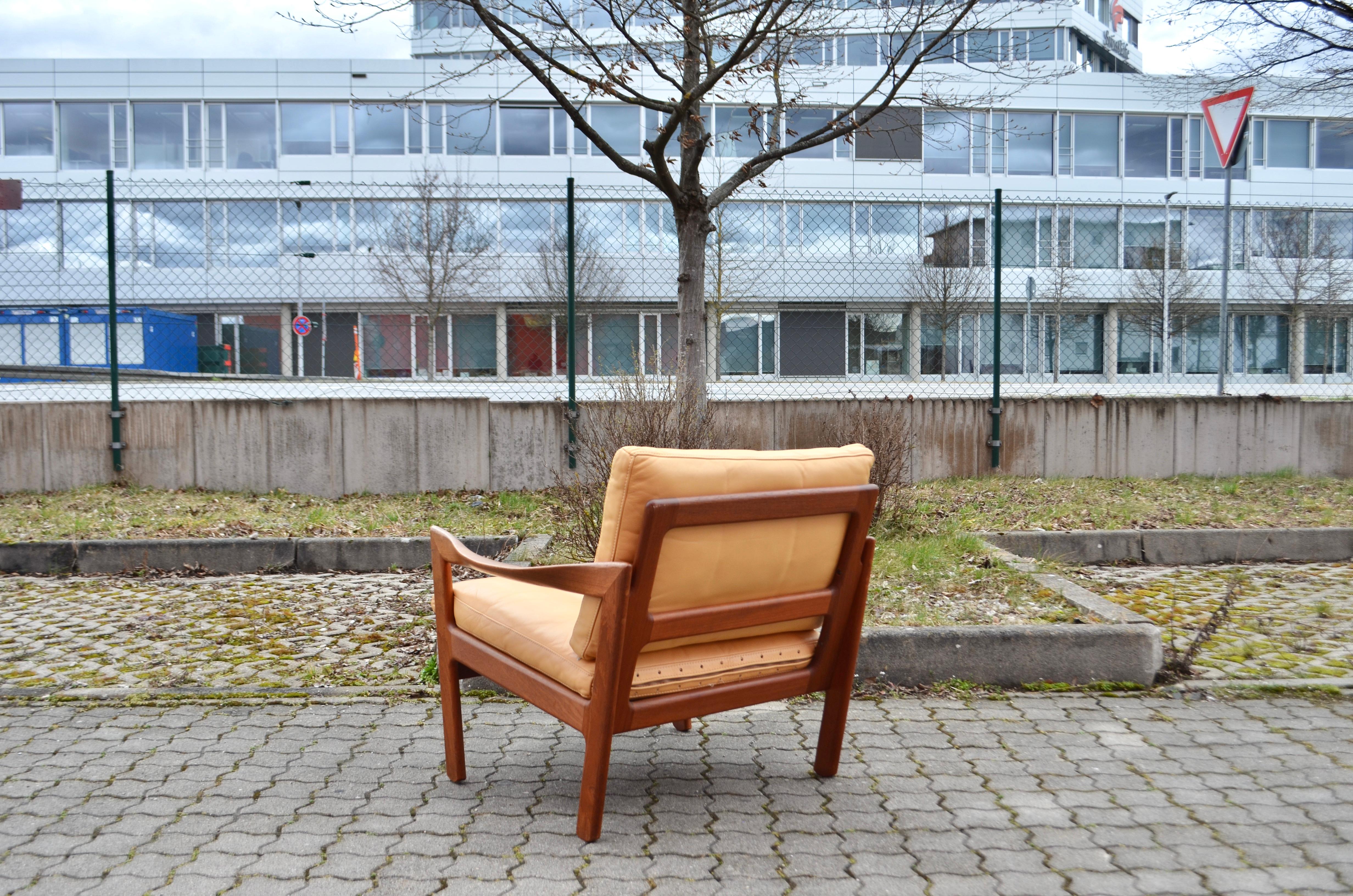 Illum Wikkelsø Wikkelsoe Leather Teak Armchair Chair Ocher Niels Eilersen  For Sale 6