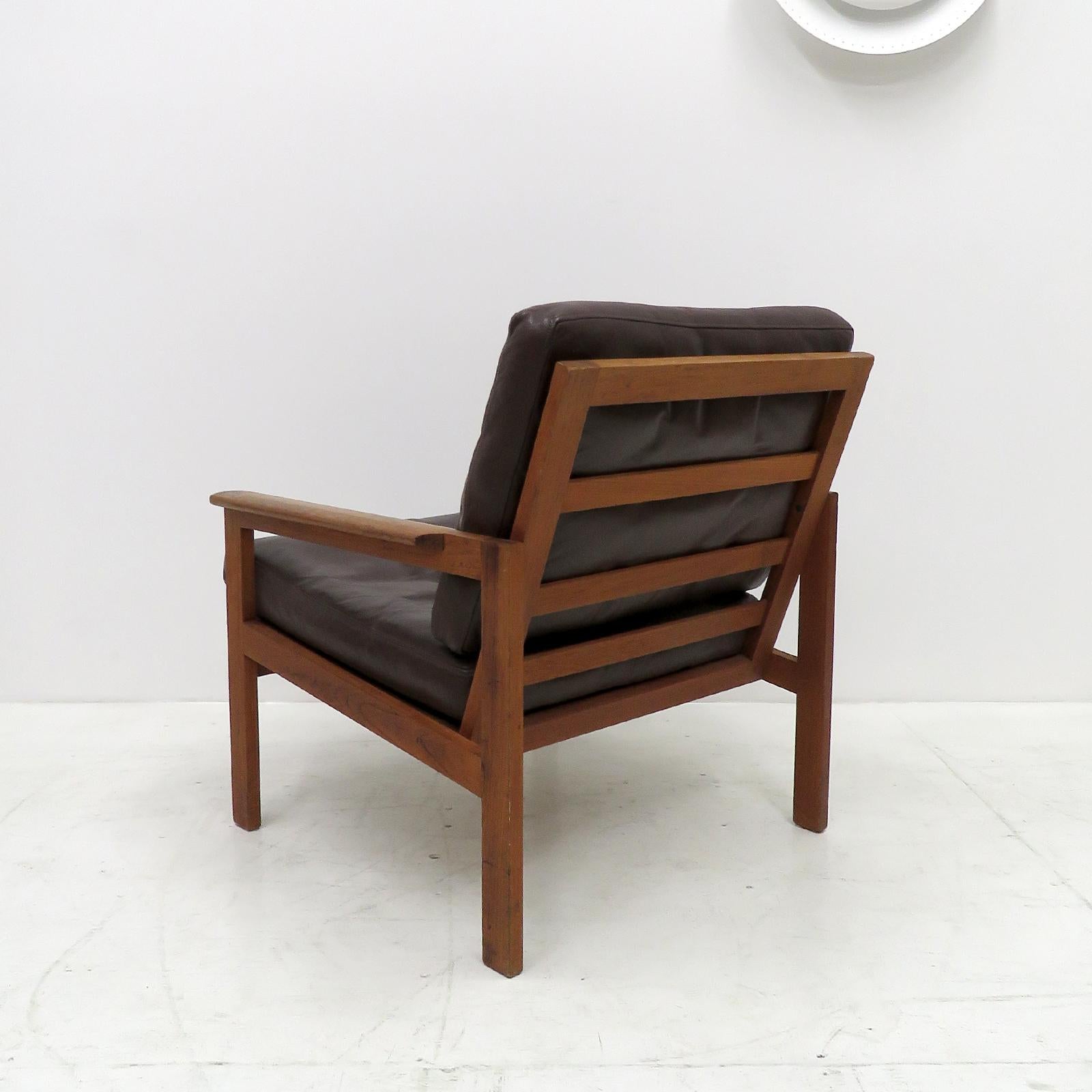 Illum Wikkelsøe Capella Series Armchairs, 1950 In Good Condition For Sale In Los Angeles, CA