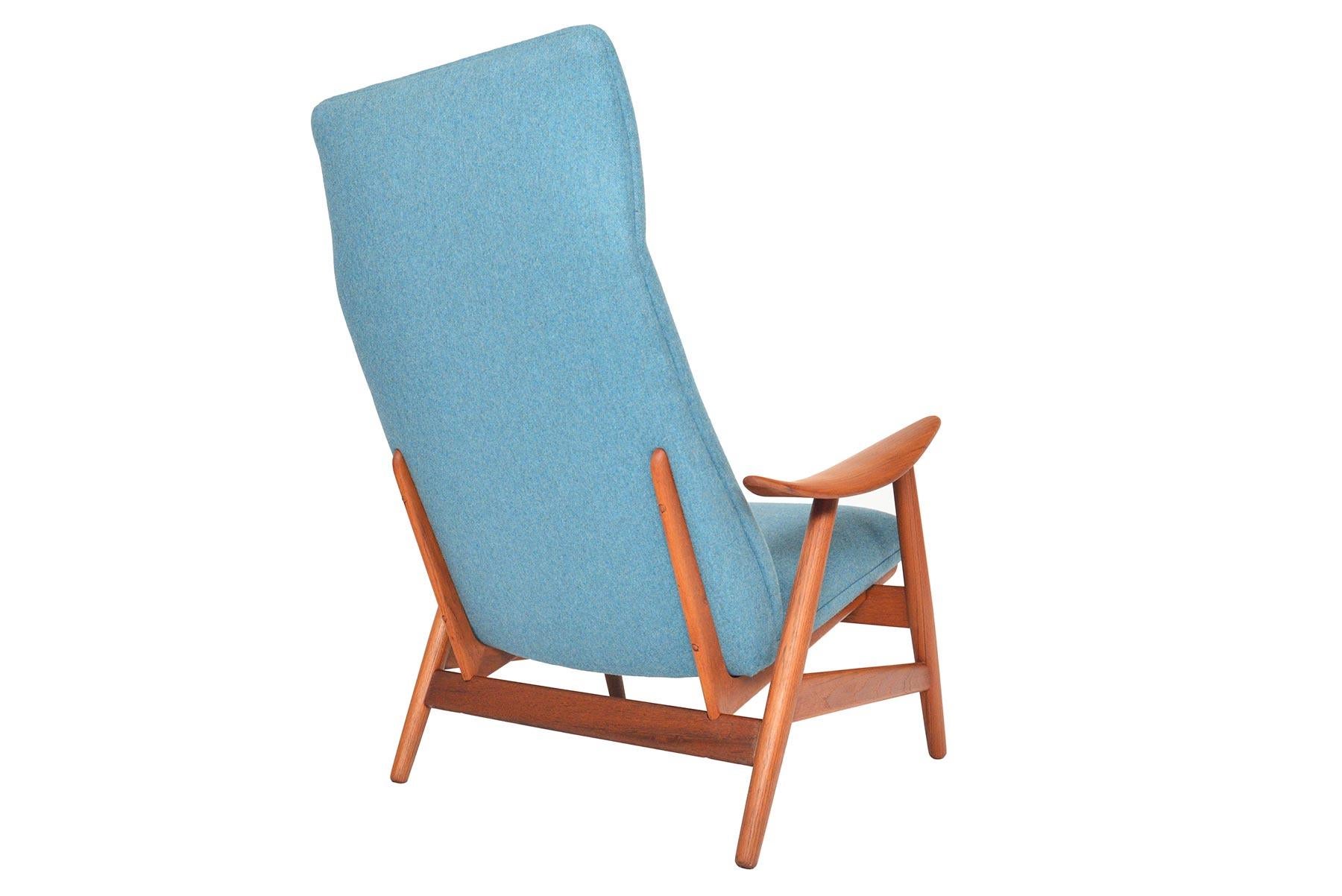 Wool Illum Wikkelso 10H Teak Highback Lounge Chair