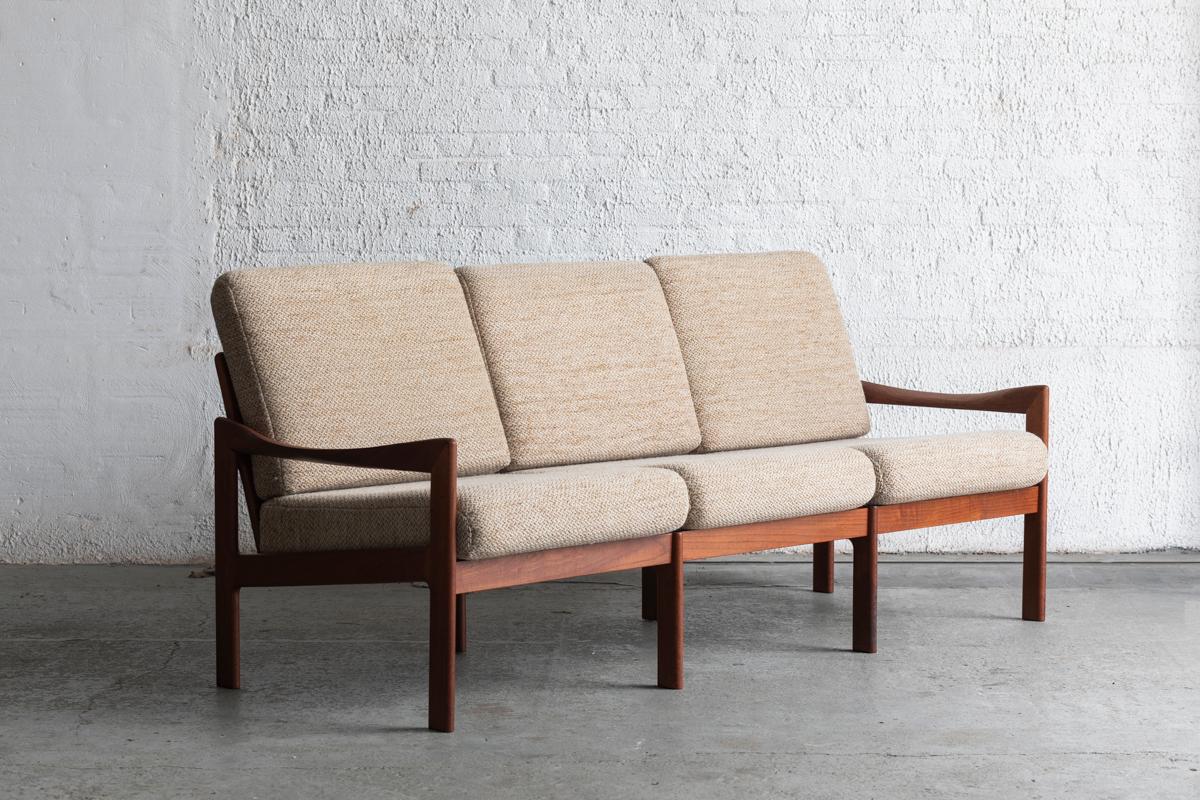 Mid-Century Modern Illum Wikkelso 3-Seater Sofa for Niels Eilersen, Denmark, 1960s For Sale