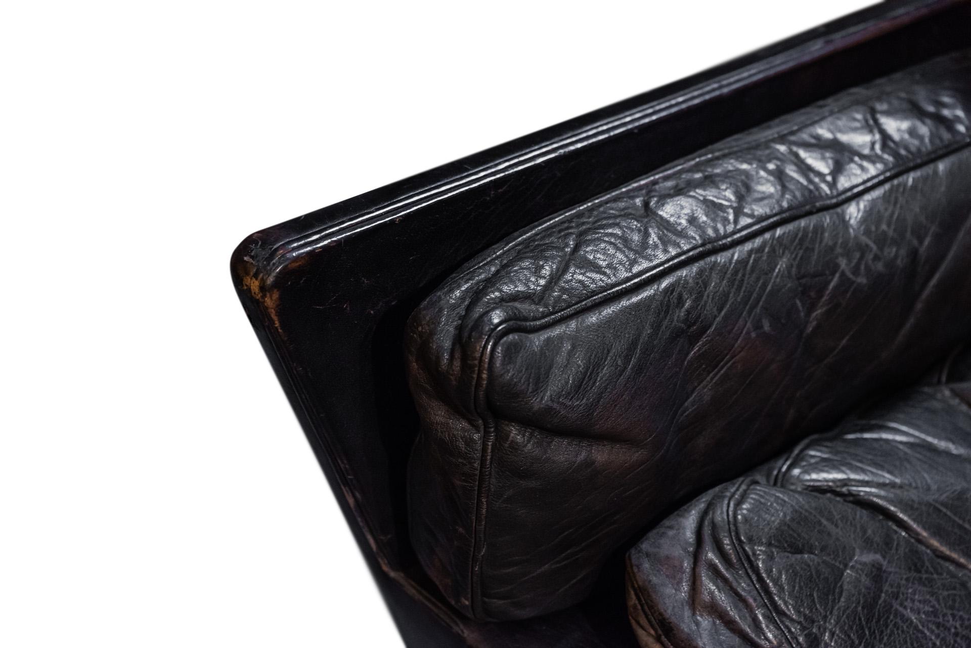 Danish Illum Wikkelso, Armchair Model V11, circa 1970, Denmark