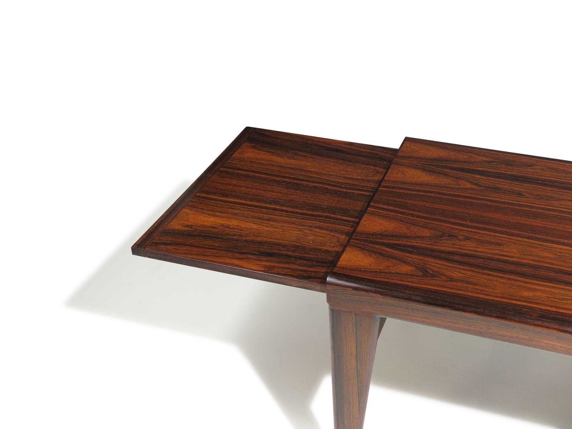 Table basse brésilienne en bois de rose avec plateau Illum Wikkelso en vente 2