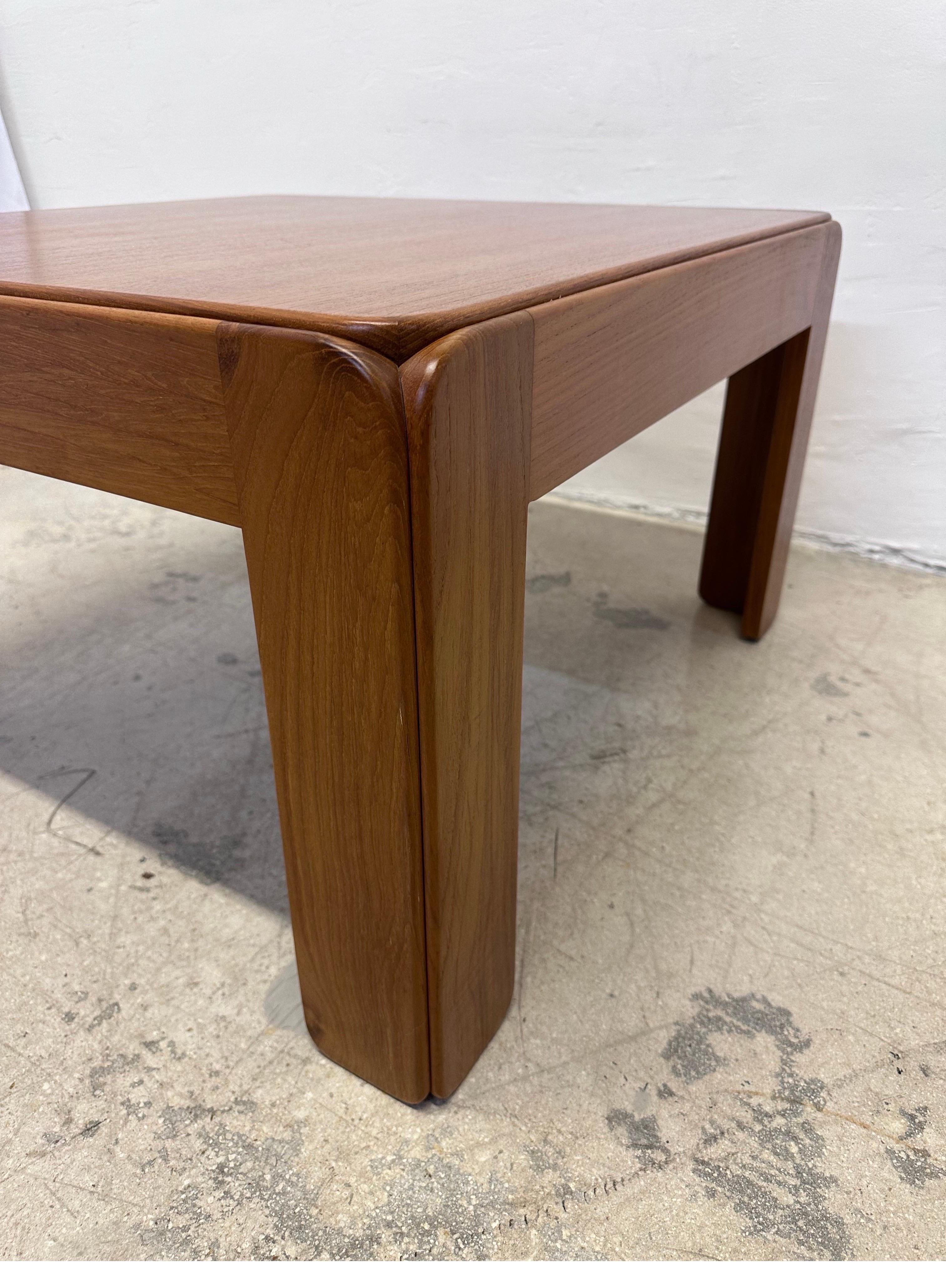 Illum Wikkelso Danish Modern Wood Coffee or Side Table for Niels Eilersen, 1960s For Sale 1