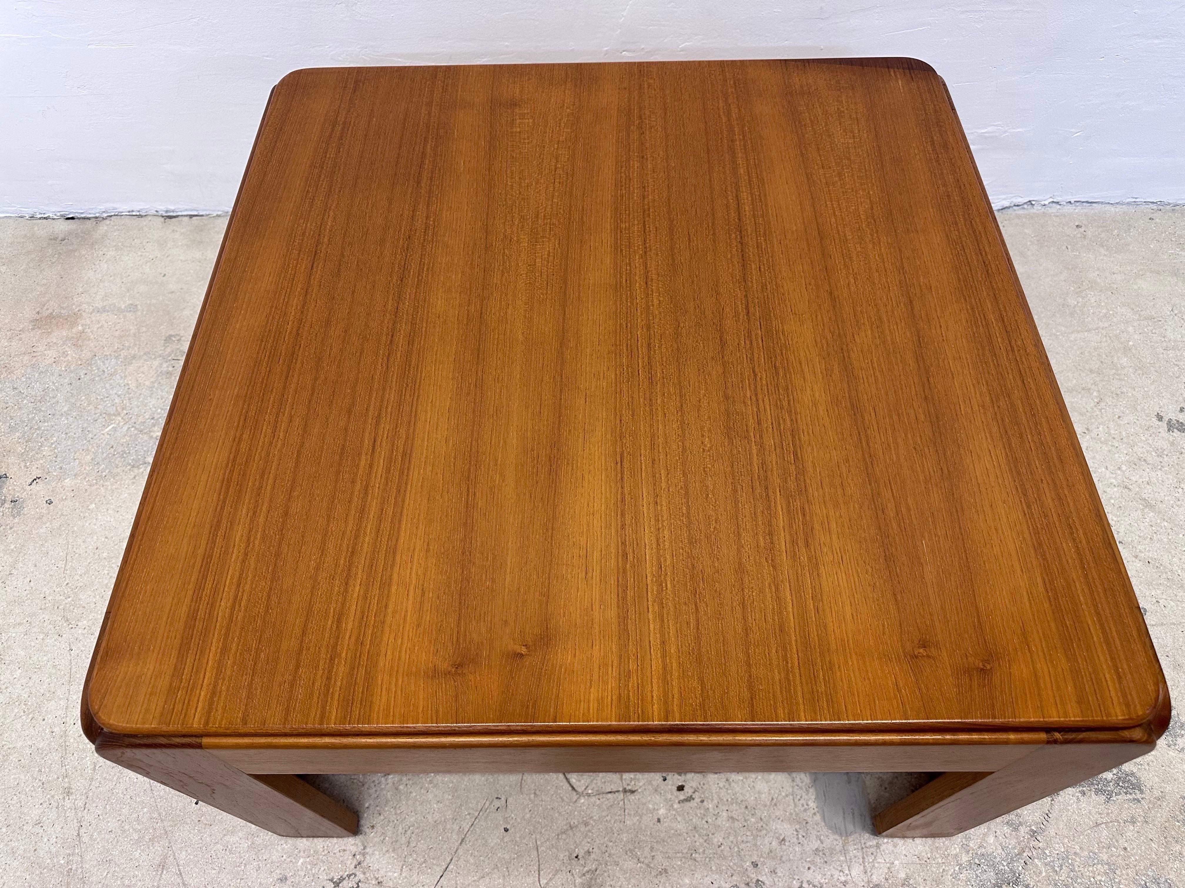 Illum Wikkelso Danish Modern Wood Coffee or Side Table for Niels Eilersen, 1960s For Sale 2