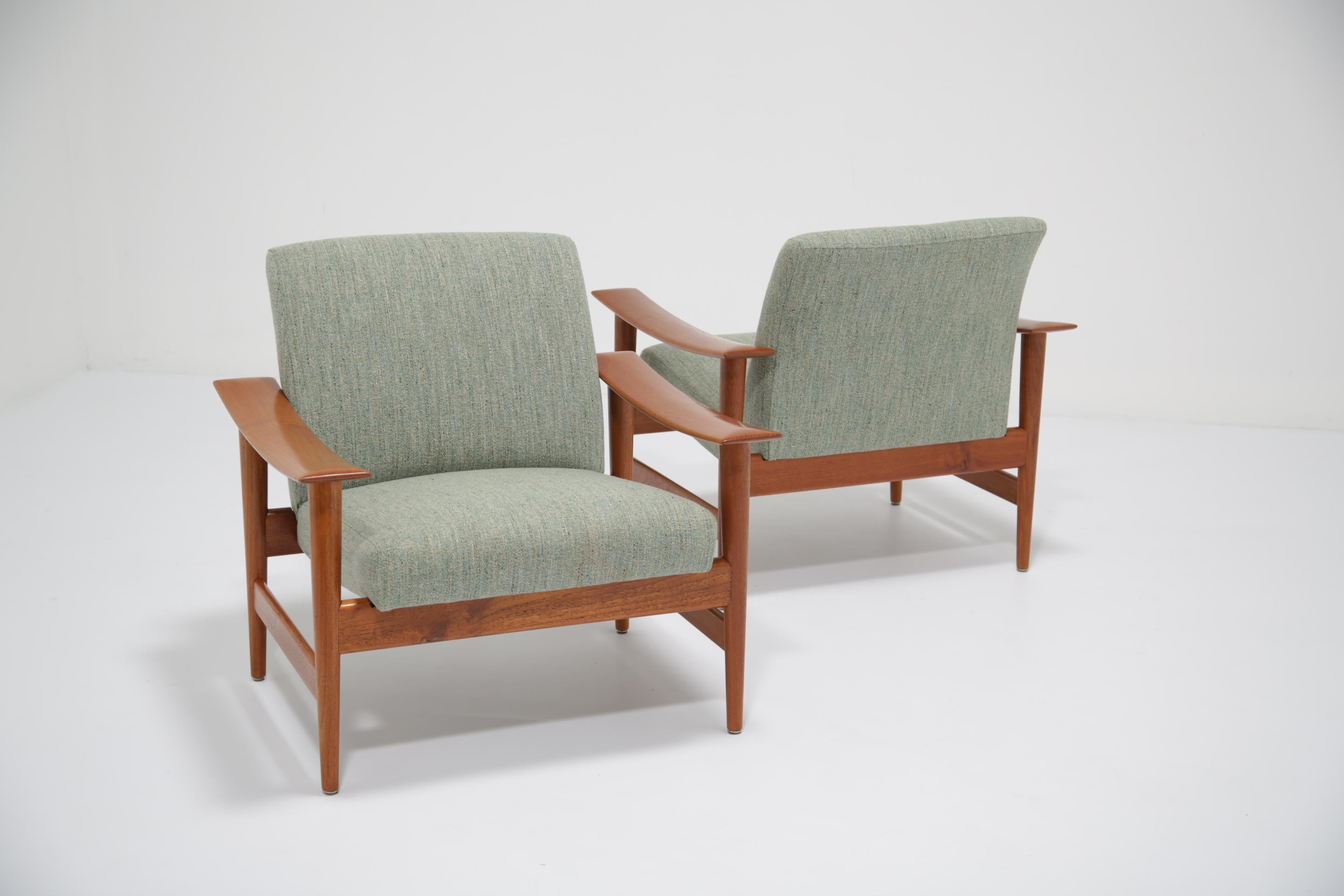 Illum Wikkelso für Niels Eilersen Modell 80 Teakholzsessel, dänisch um 1960 im Angebot 5