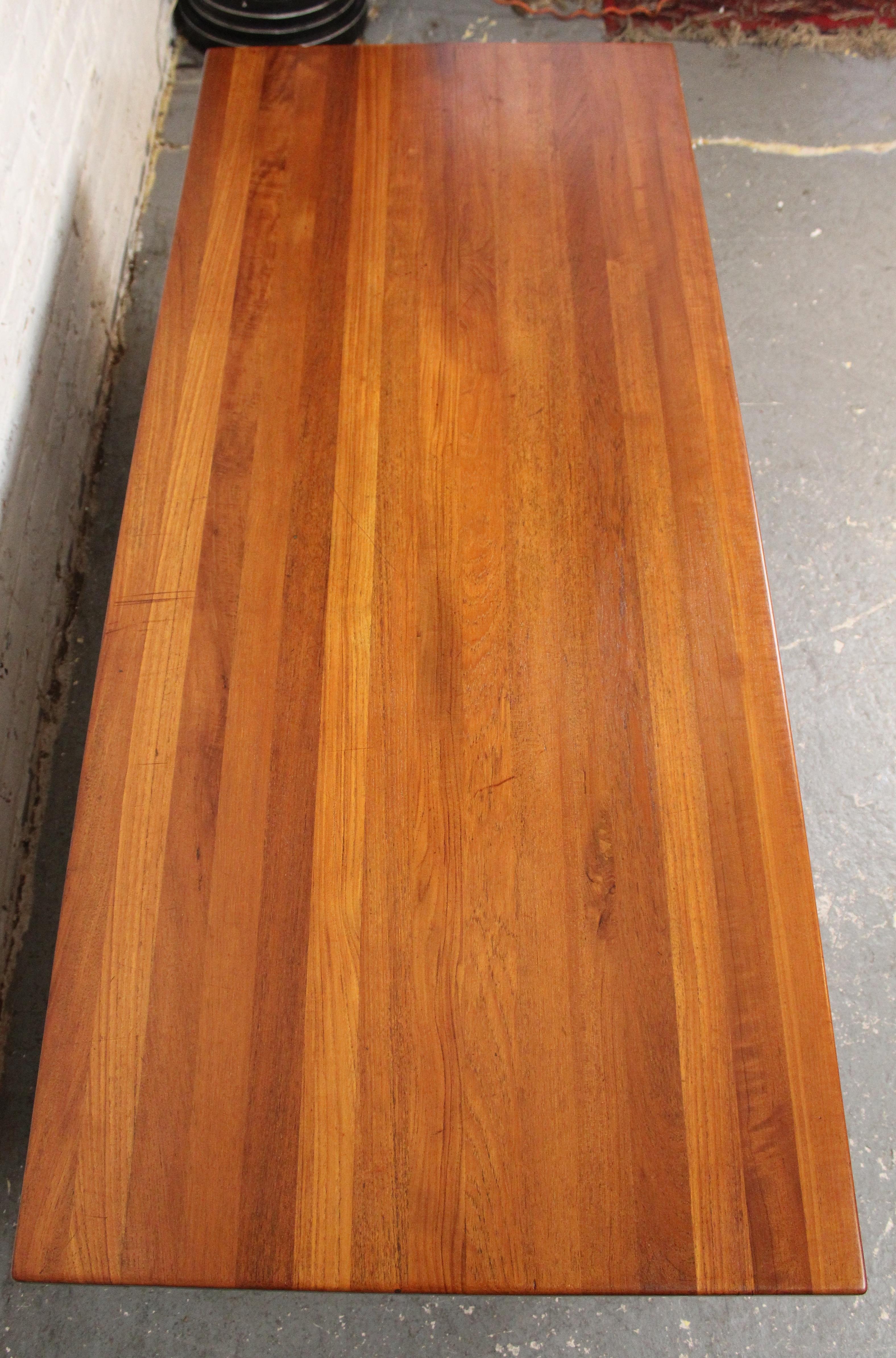 Mid-Century Modern Table basse design Wikkelso d'Illum en vente