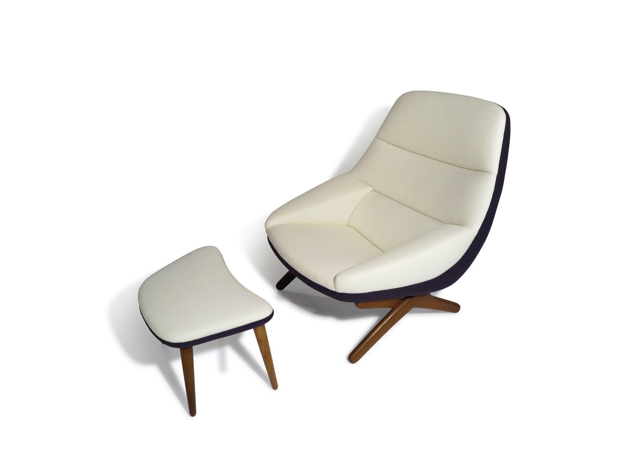 Illum Wikkelso for Mikael Laursen Danish Lounge Chair and Ottoman In Excellent Condition For Sale In Oakland, CA