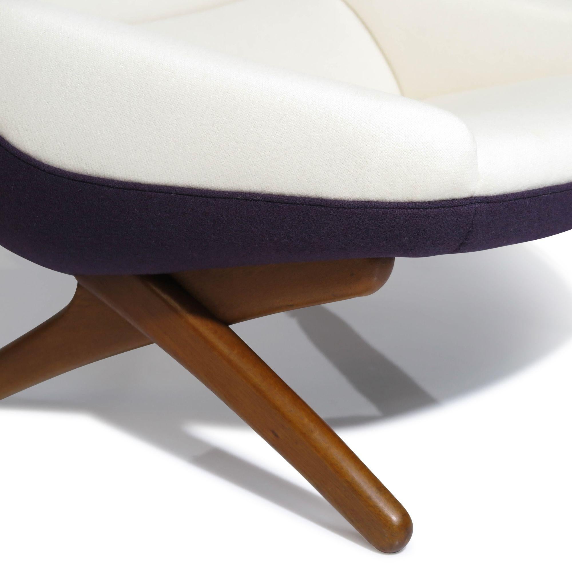 20ième siècle Chaise longue et pouf danoise Illum Wikkelso pour Mikael Laursen en vente
